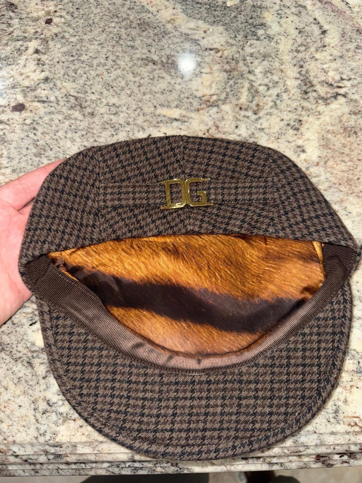 Dolce & Gabbana Dolce & Gabbana Brown Gold DG Tweed Flat Cap Wmns Italy (OS) Size ONE SIZE - 2 Thumbnail