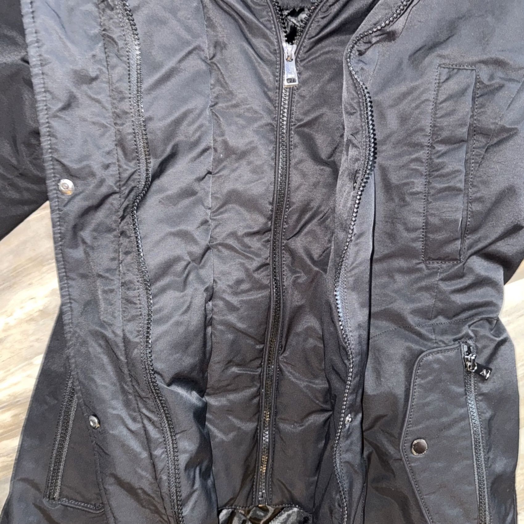 Madison VINTAGE 1 Madison Expedition Women's Insulated Hooded Parka Long Coat Jacket Sz Small Black Wool? Not given Size S / US 4 / IT 40 - 5 Thumbnail
