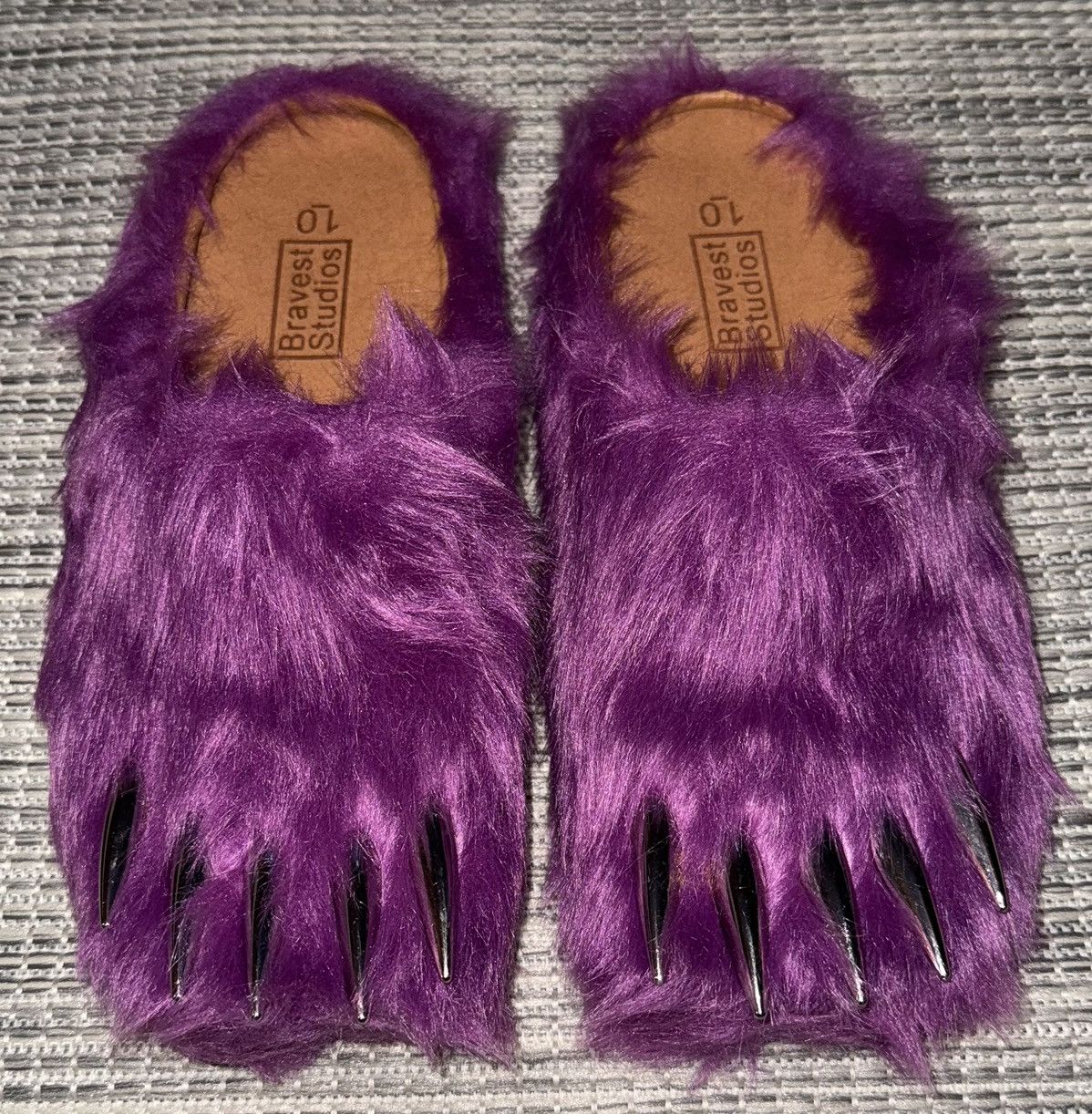 靴 Bravest Studios Purple Vibrant Purple Bear Claws: Super Fly Slip-Ons! | TikTok