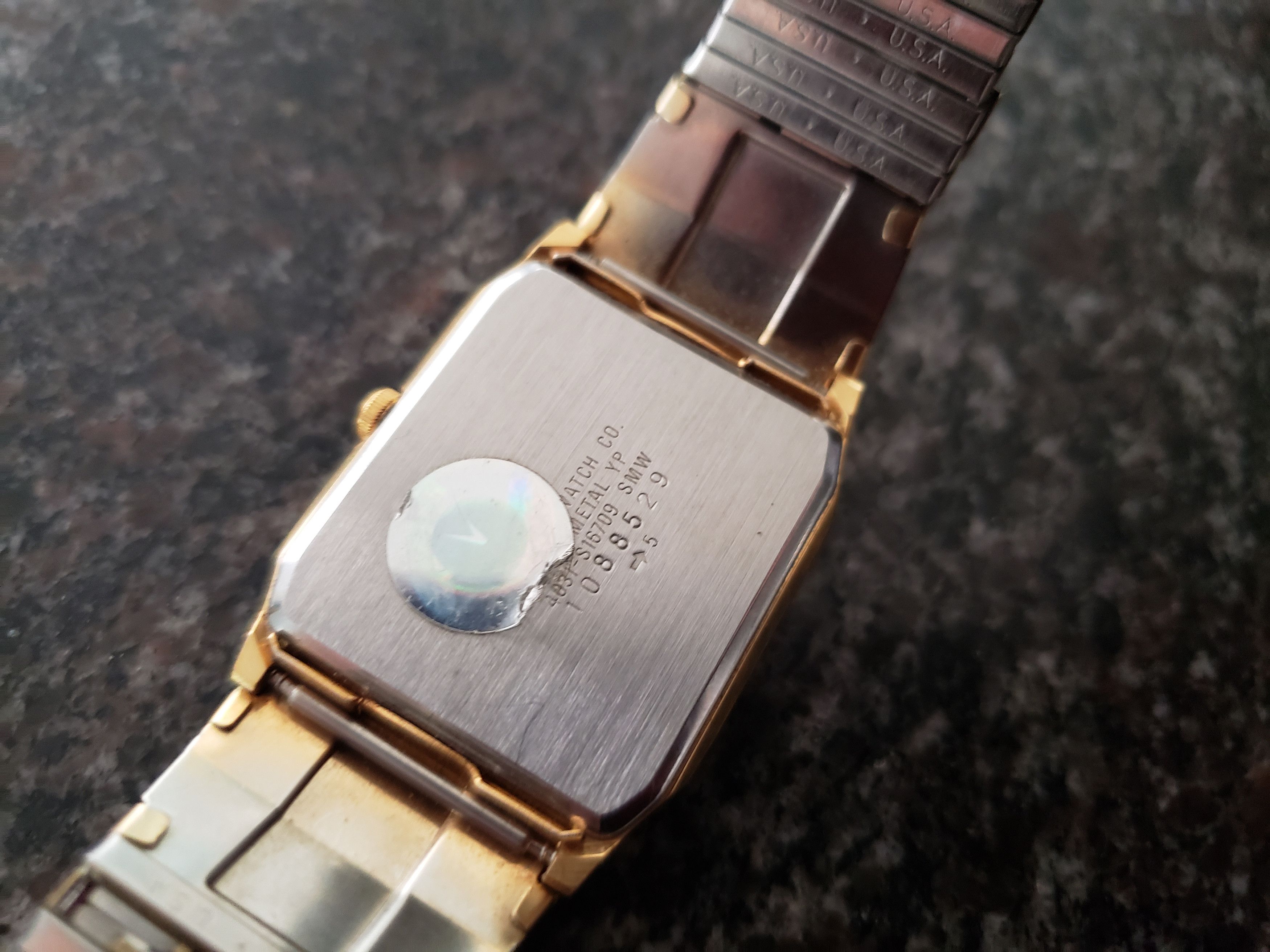 Citizen CITIZEN Quartz Vintage Gold Watch *RARE* Size ONE SIZE - 4 Thumbnail
