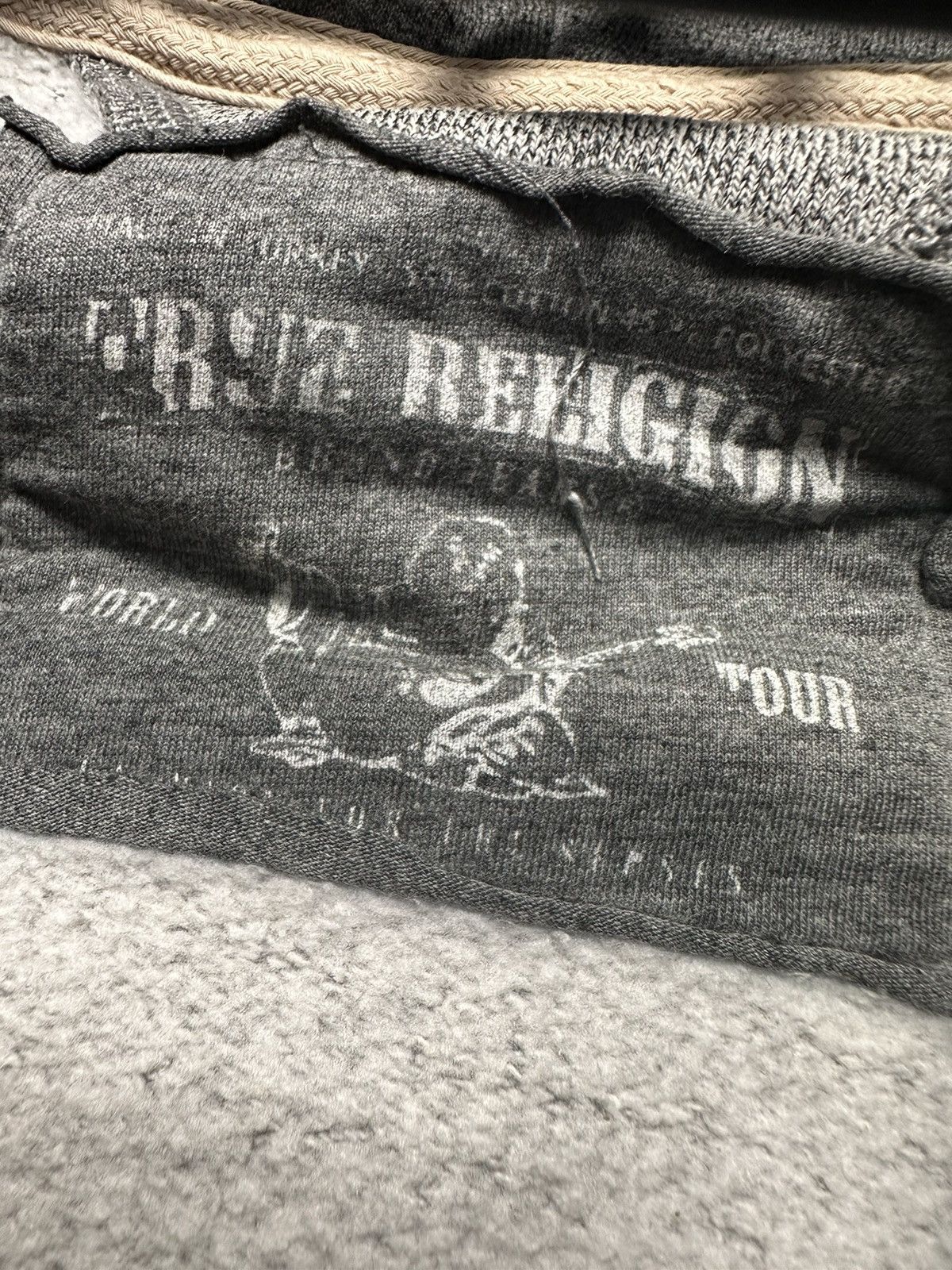 True Religion × Vintage Vintage True Religion zip hoodie rare logo bulls Size US S / EU 44-46 / 1 - 7 Thumbnail
