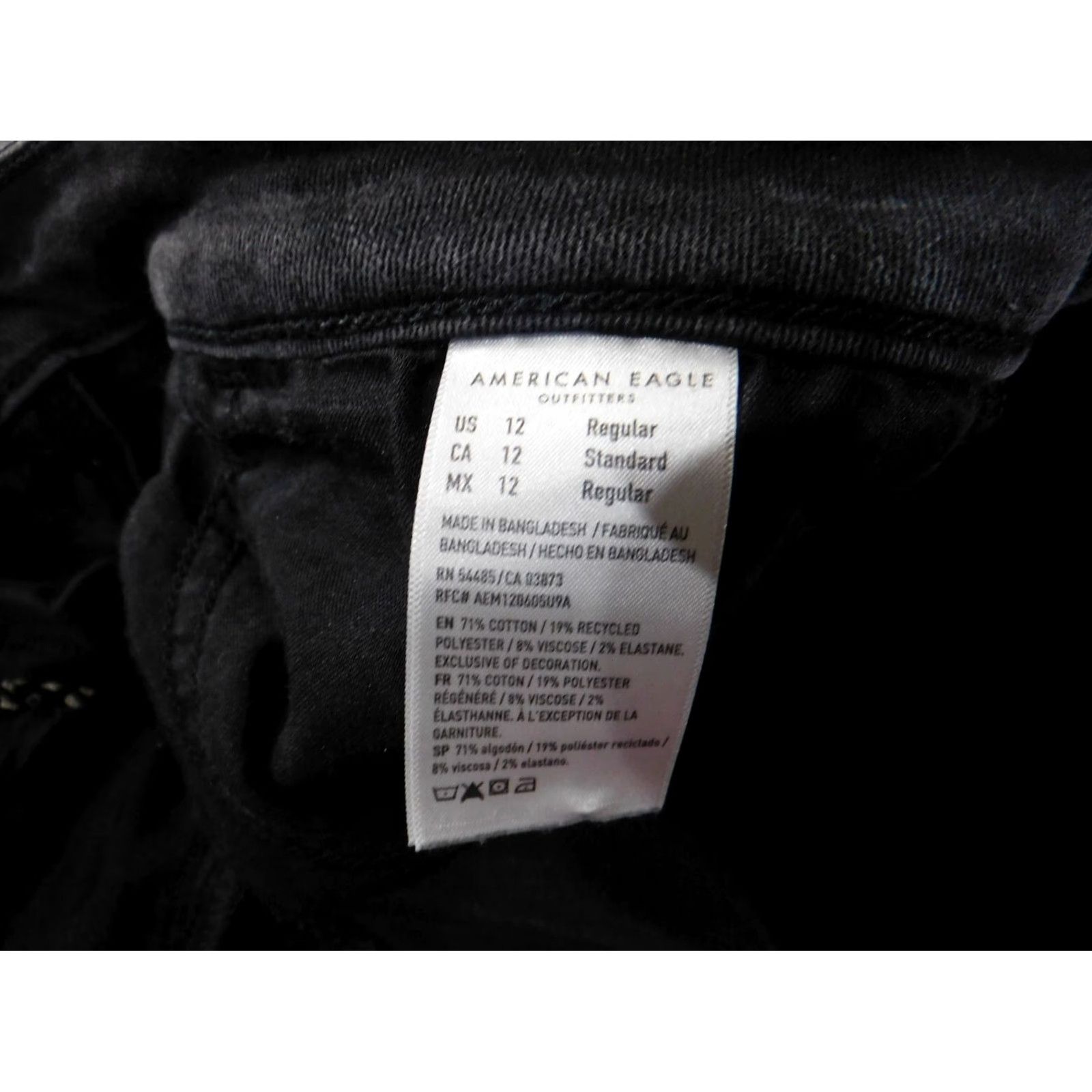American Eagle Outfitters American Eagle Outfitters Jeans Womens Regular Size 12 Distressed Dark Blue Denim Jegging High Rise Mid Rise 28in Inseam Zipper Size 34" / US 12 / IT 48 - 6 Thumbnail