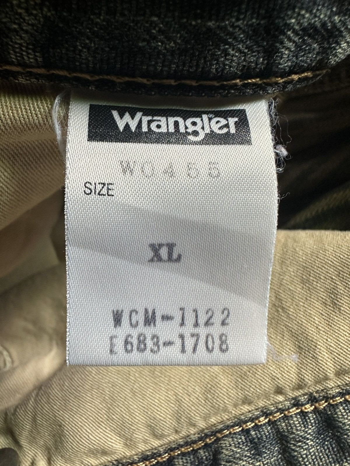 Wrangler Vintage Wrangler baggy jeans buckle back design Size US 36 / EU 52 - 20 Thumbnail