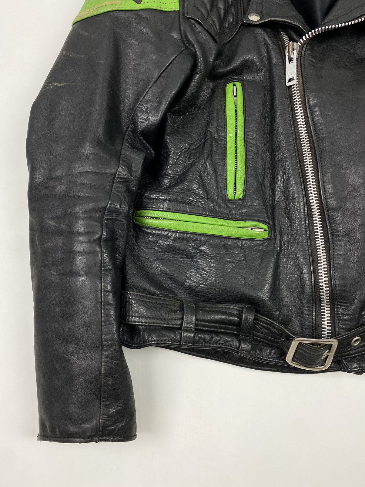 Vintage 1970s Vintage Distressed Kawasaki Heavy Leather Biker Jacket Size US M / EU 48-50 / 2 - 4 Thumbnail