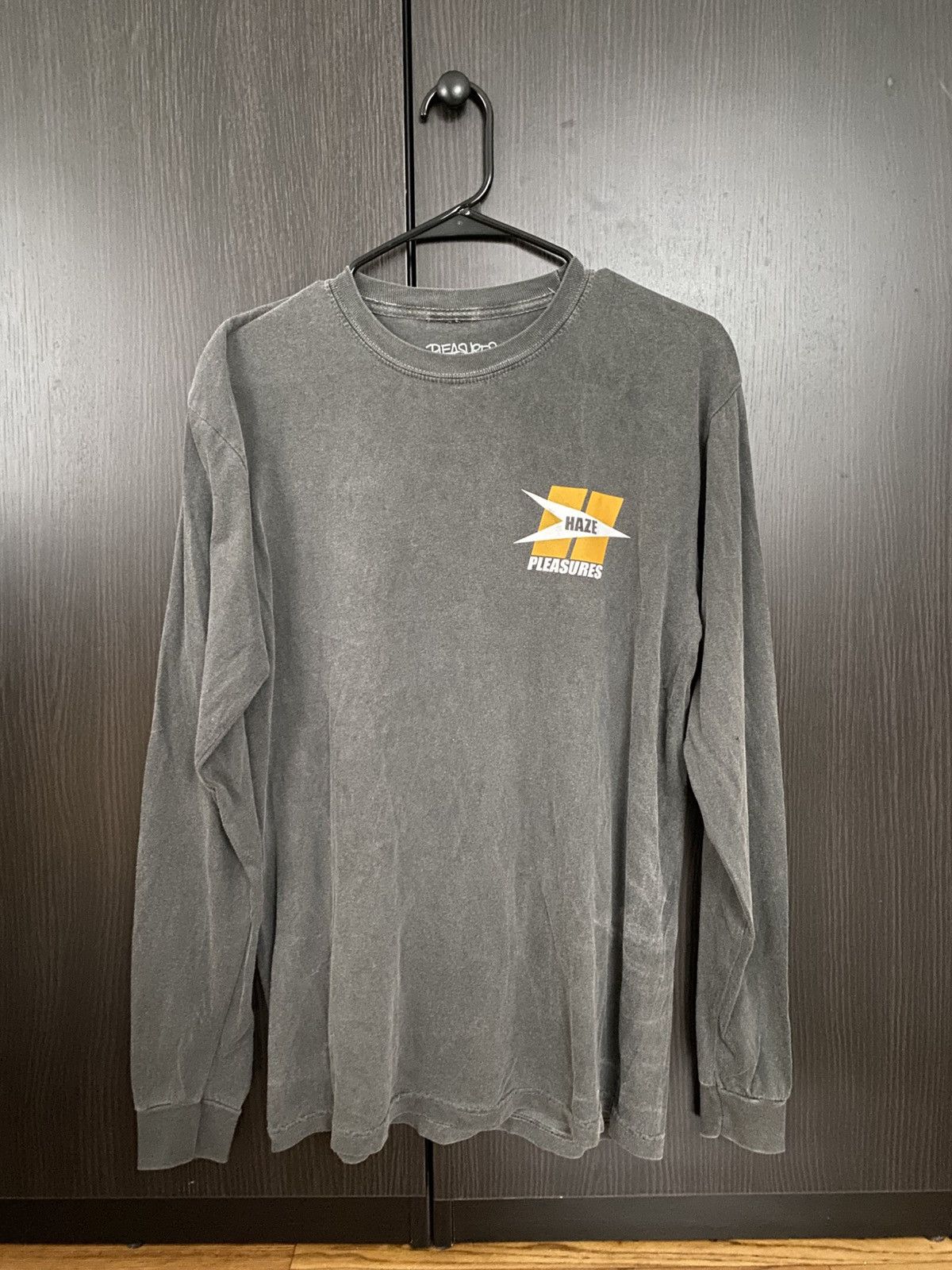 Pleasures Pleasures x Haze Long-Sleeve Tee Size US M / EU 48-50 / 2 - 1 Thumbnail