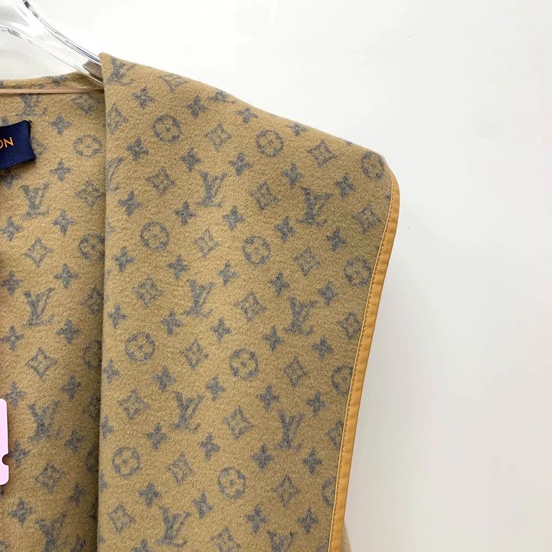 Louis Vuitton Louis Vuitton Brown logo full print cotton wool hooded bel Size XXS / US 00 / IT 34 - 3 Thumbnail