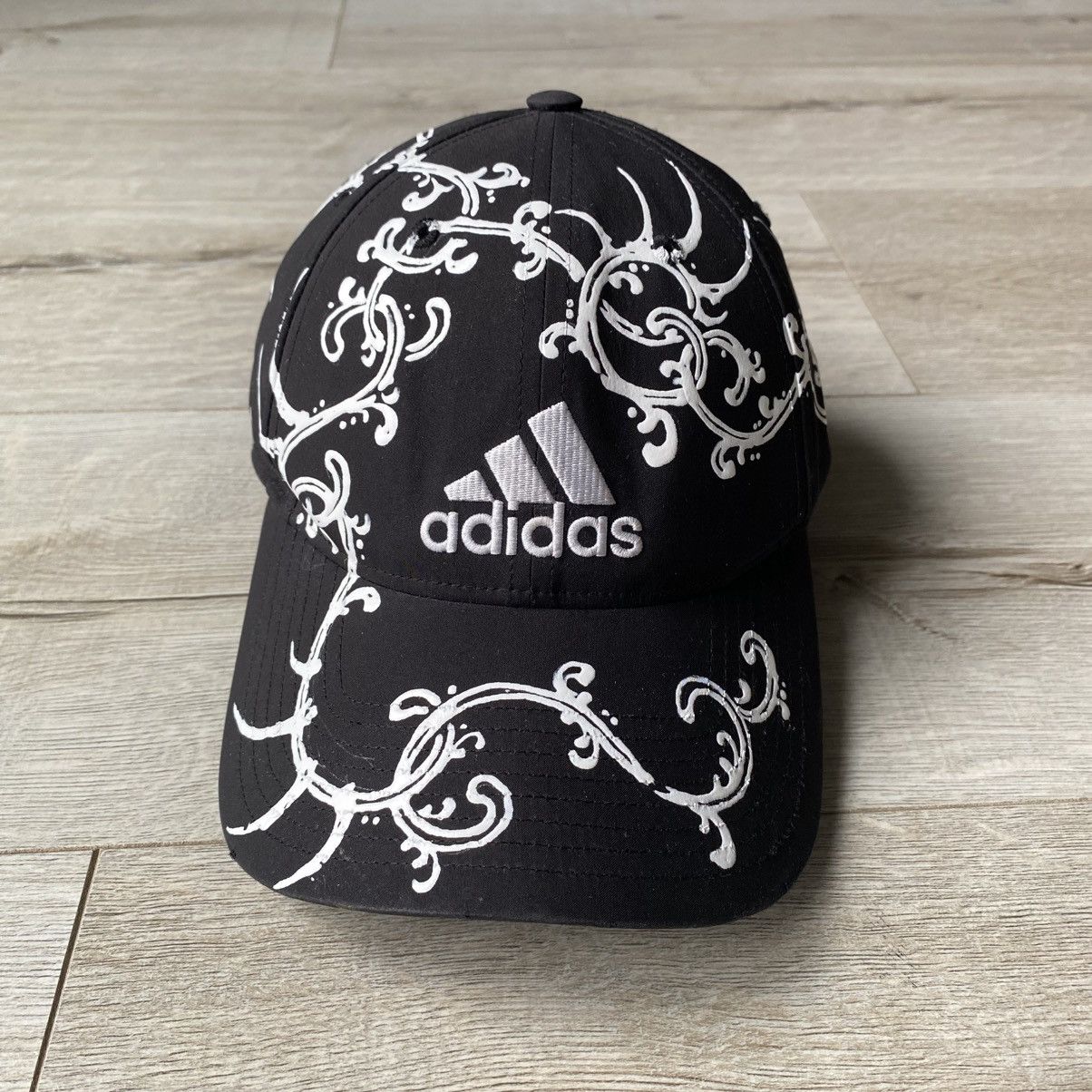 Adidas Adidas Cybersigilism Baroque Custom Hat Affliction Tribal Size ONE SIZE - 5 Thumbnail