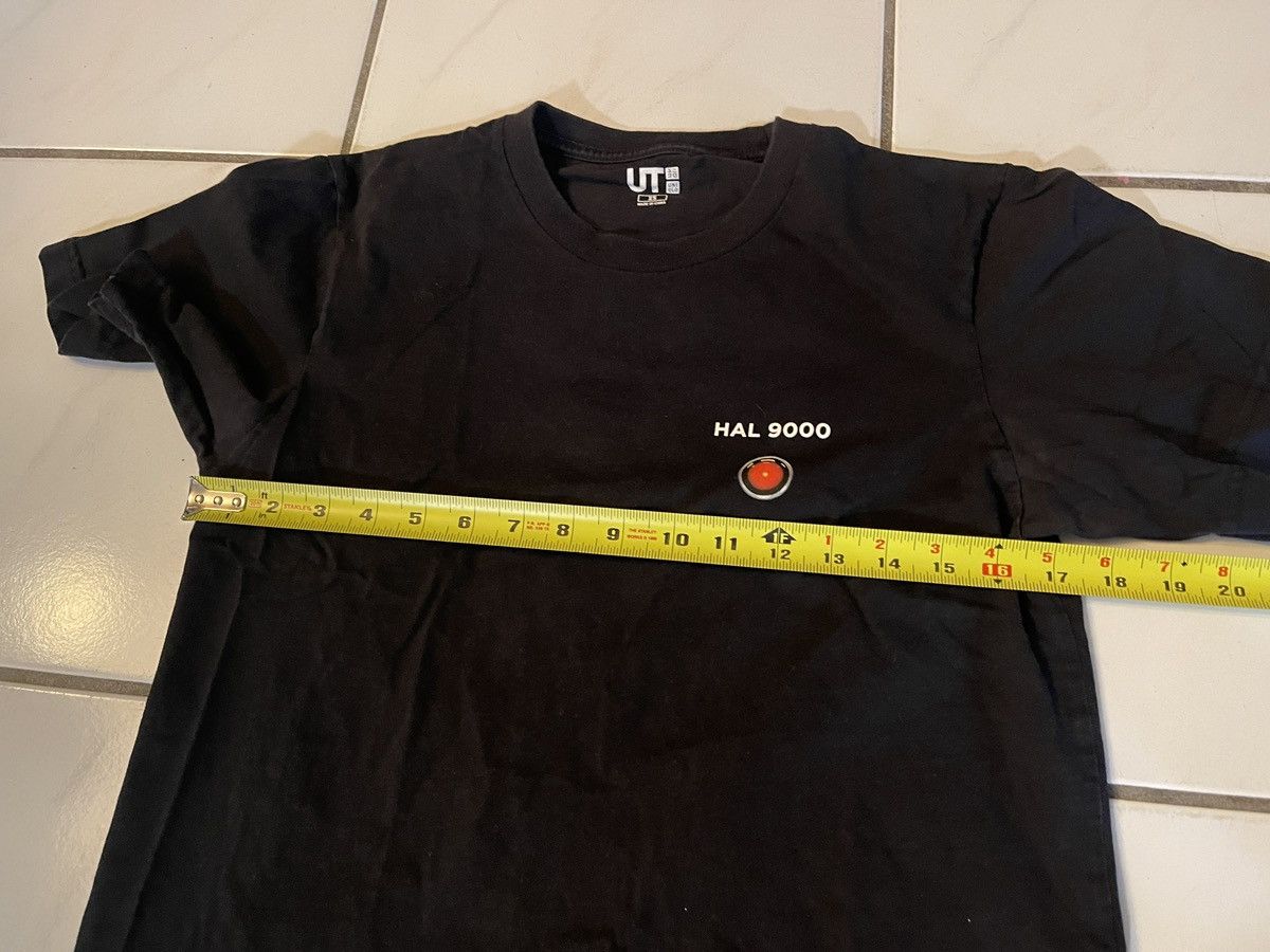 Uniqlo Uniqlo UT 2001: A Space Odyssey HAL 9000 T-Shirt XS Size US XS / EU 42 / 0 - 7 Thumbnail