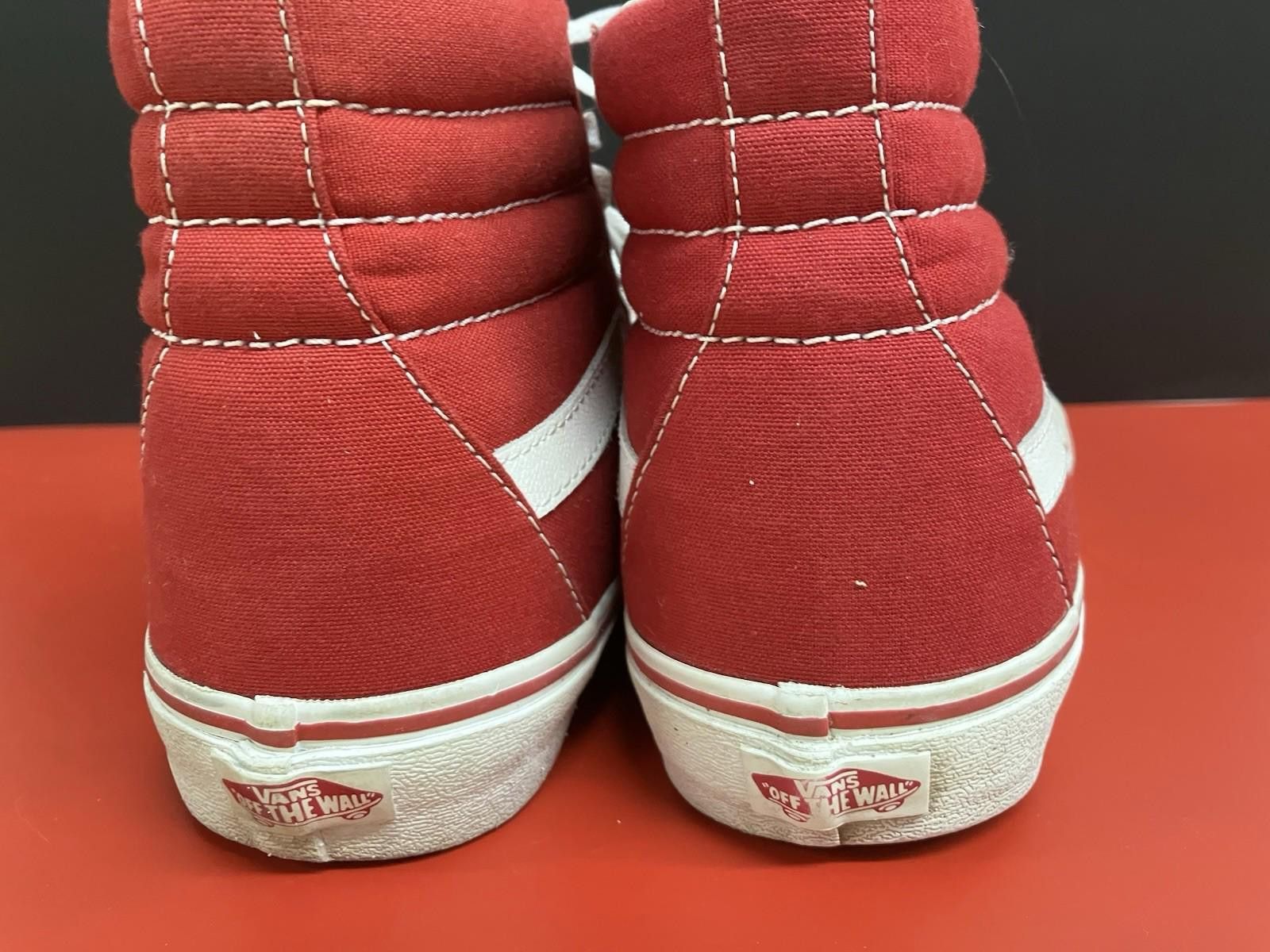 Vans Vans Sk8-Hi Top Skate Sneakers Suede Red Size US 9.5 / IT 39.5 - 2 Thumbnail