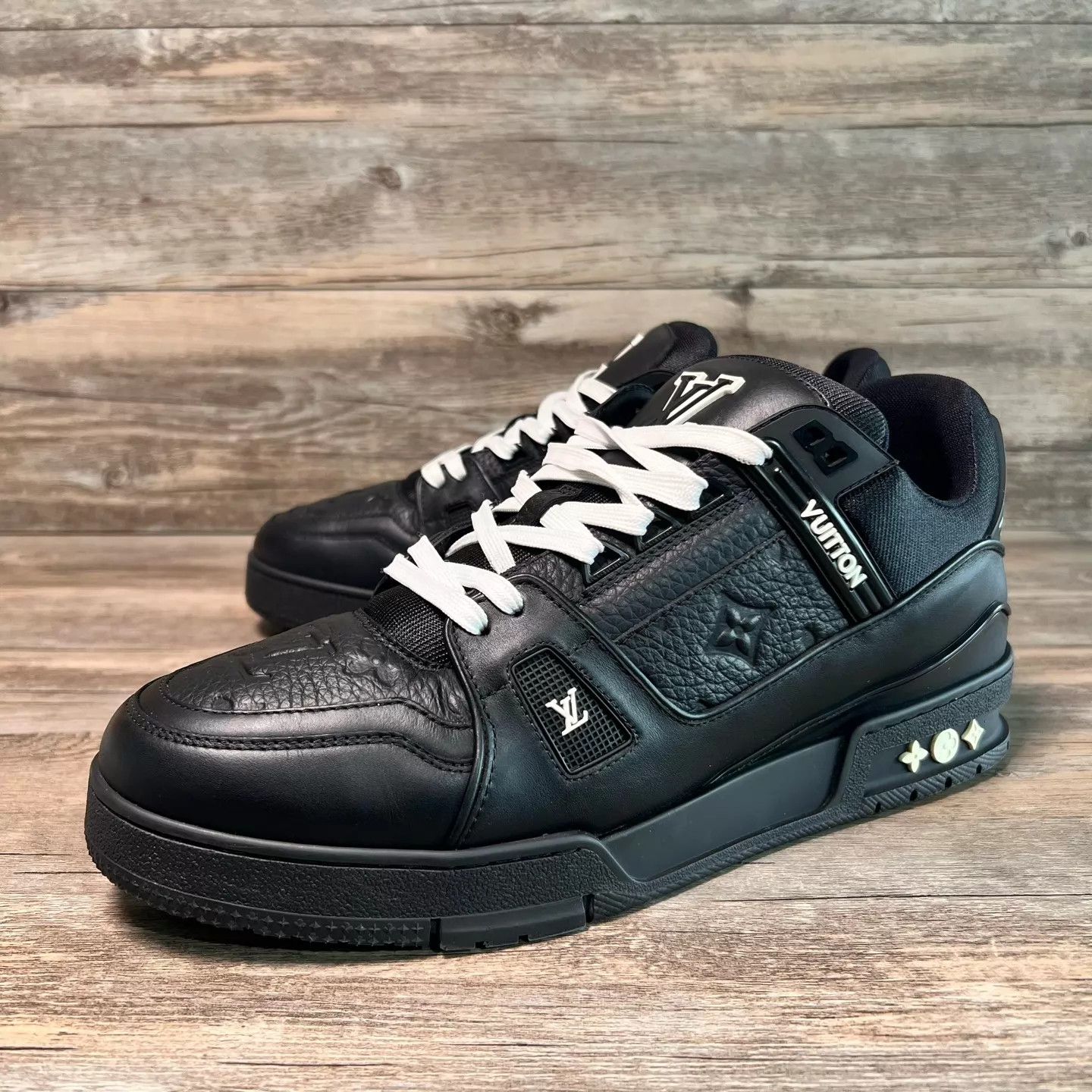 Louis Vuitton LV Trainer Black/White Embossed UK9.5/43.5 Size US 10.5 / EU 43-44 - 1 Thumbnail