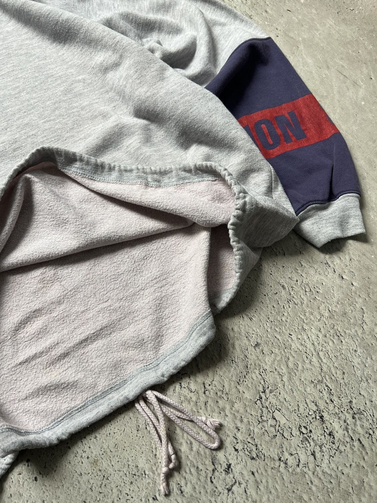 Vintage Vintage USA americana boxy fit hoodie y2k Size US L / EU 52-54 / 3 - 9 Thumbnail