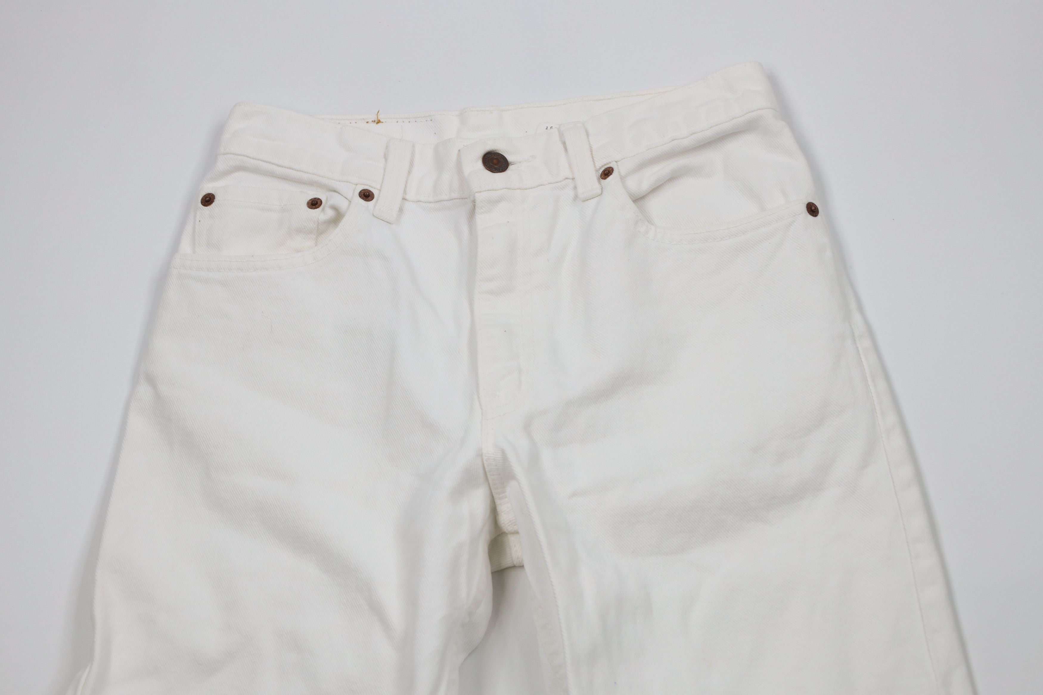 Levi's × Vintage Vintage 90s Levis 550 Fit Tapered Leg Denim Jeans White USA Size 28" / US 6 / IT 42 - 2 Thumbnail