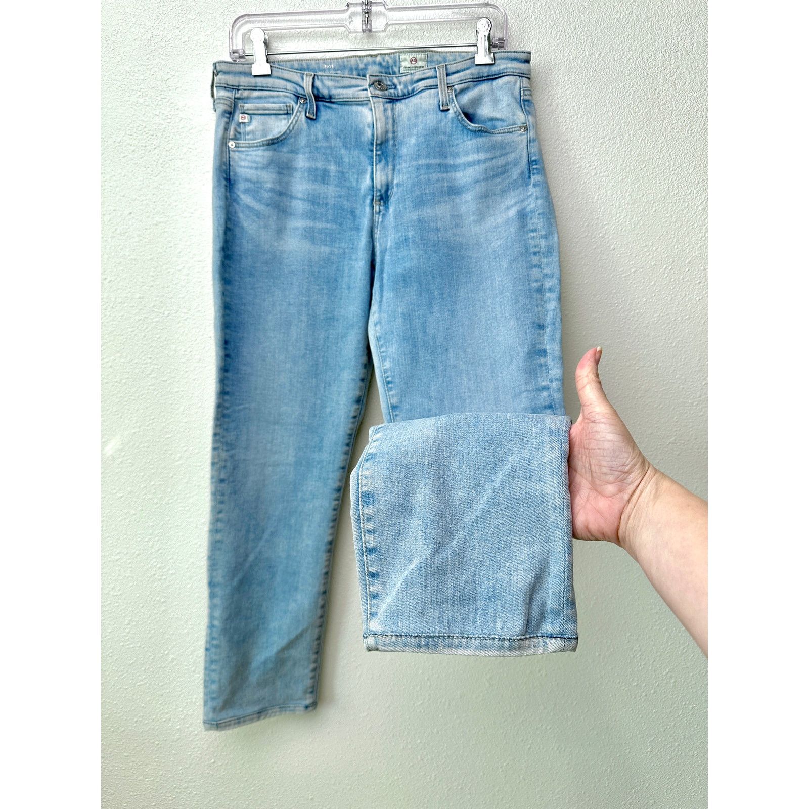 AG Adriano Goldschmied AG Faye Jeans Light Wash Women US 32 Cigarette Size 32" / US 10 / IT 46 - 1 Thumbnail