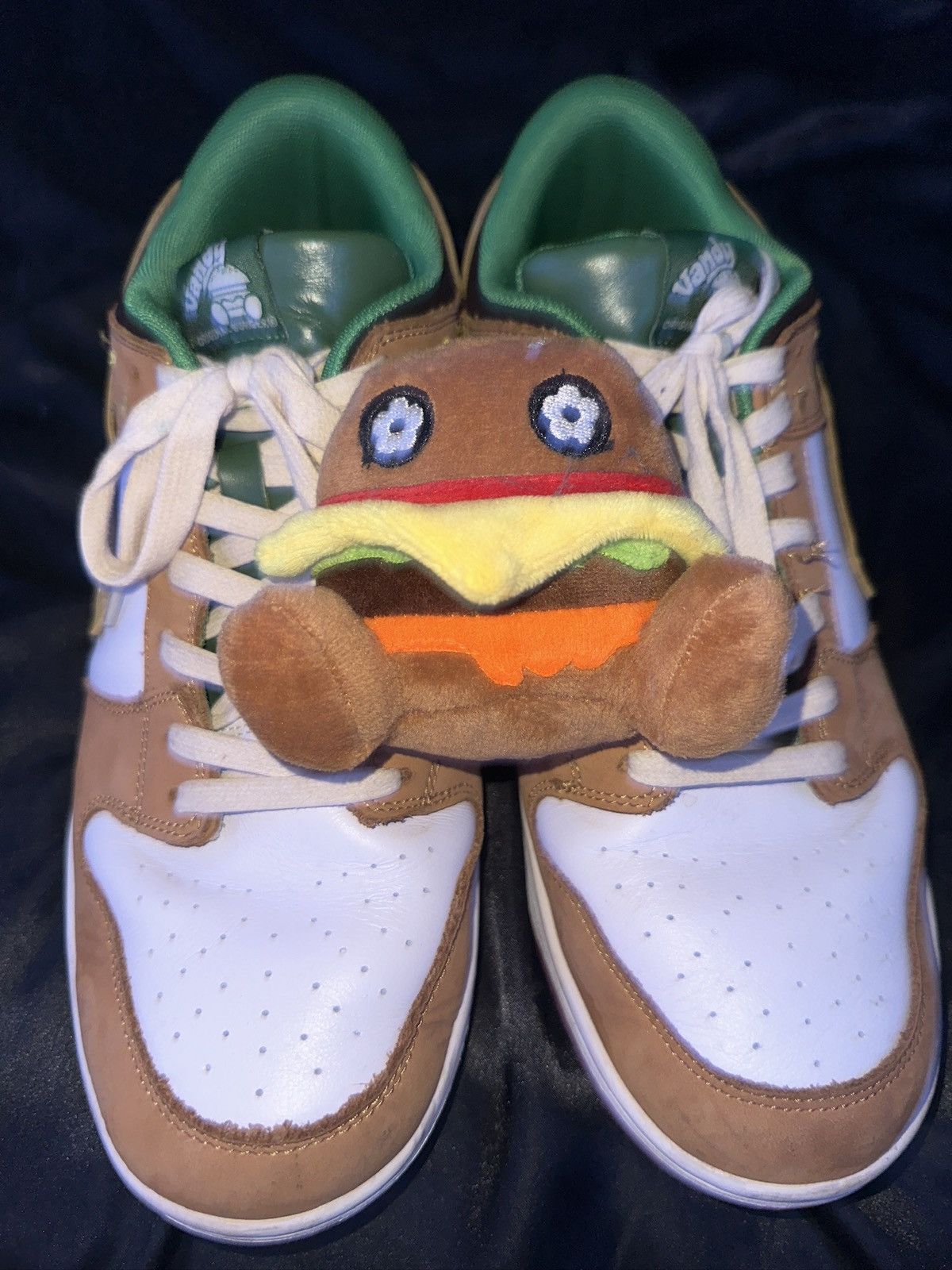 Vandy The Pink Vandy the Pink Burger Dunks Size US 13 / EU 46 - 8 Thumbnail