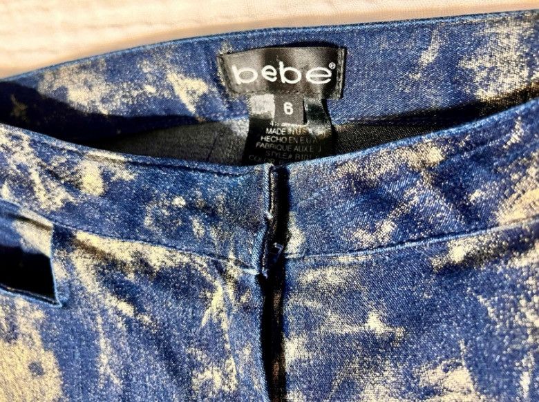 Bebe Bebe Phantom Wash Carmen Tie Dye Indigo & Gold Denim Jeans Size 27" / US 4 / IT 40 - 5 Thumbnail