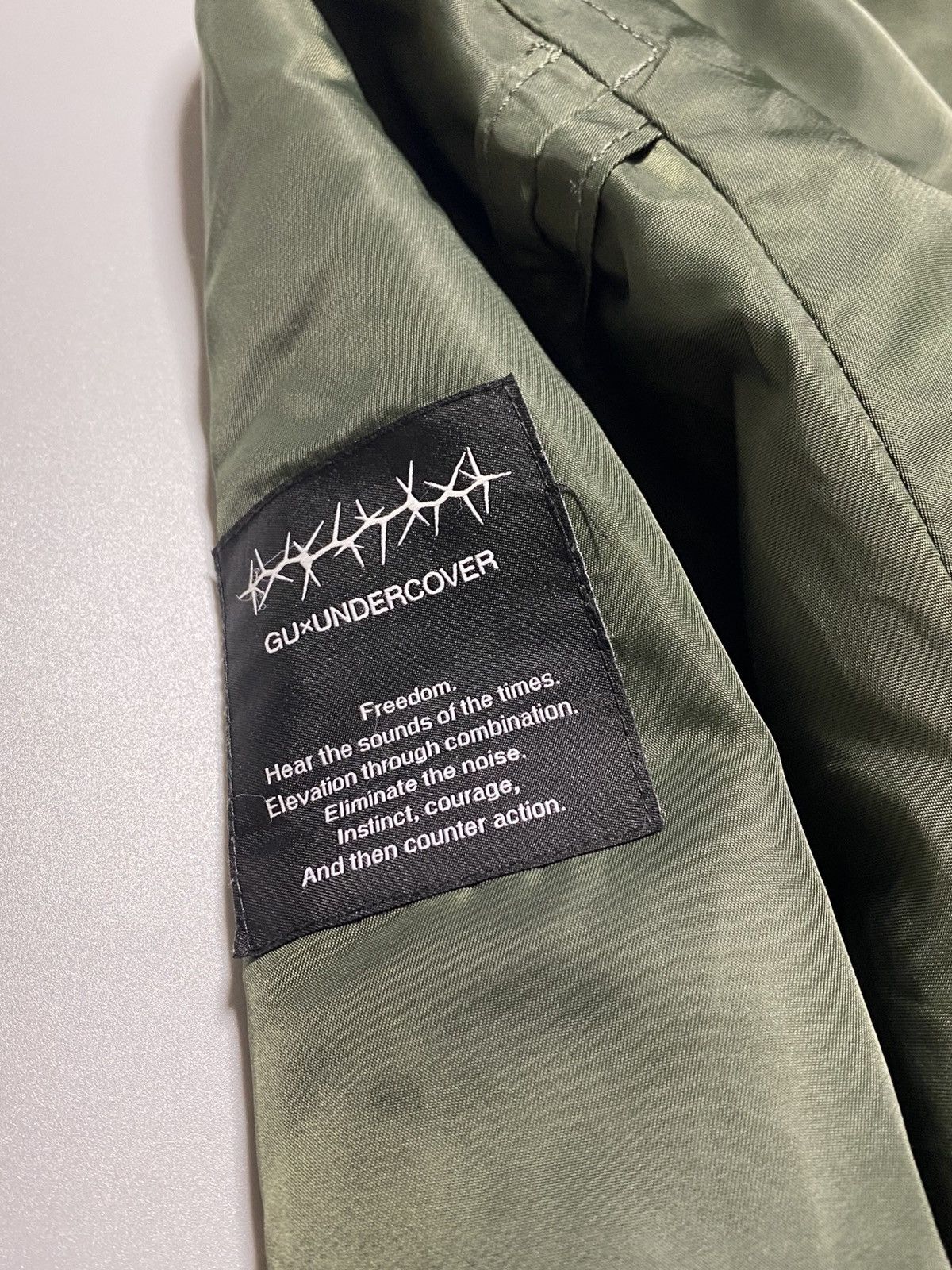 GU × Undercover 💥Send offer💥 Undercover x GU MA-1 Bomber Jacket Size US L / EU 52-54 / 3 - 12 Thumbnail