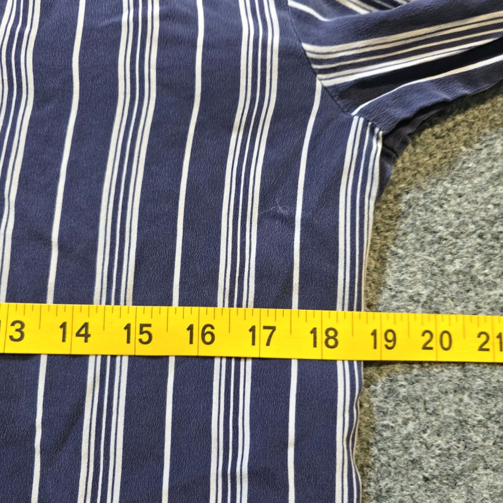 Madewell Madewell Top Womens Size S Blue White Stripe Silk Tunic Blouse V-Neck Pullover Long Sleeve Size S / US 4 / IT 40 - 6 Thumbnail