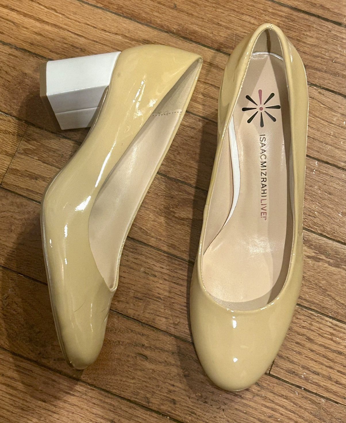 Isaac Mizrahi Isaac Mizrahi Kourtney Camel Patent Leather Size US 7 / IT 37 - 1 Thumbnail