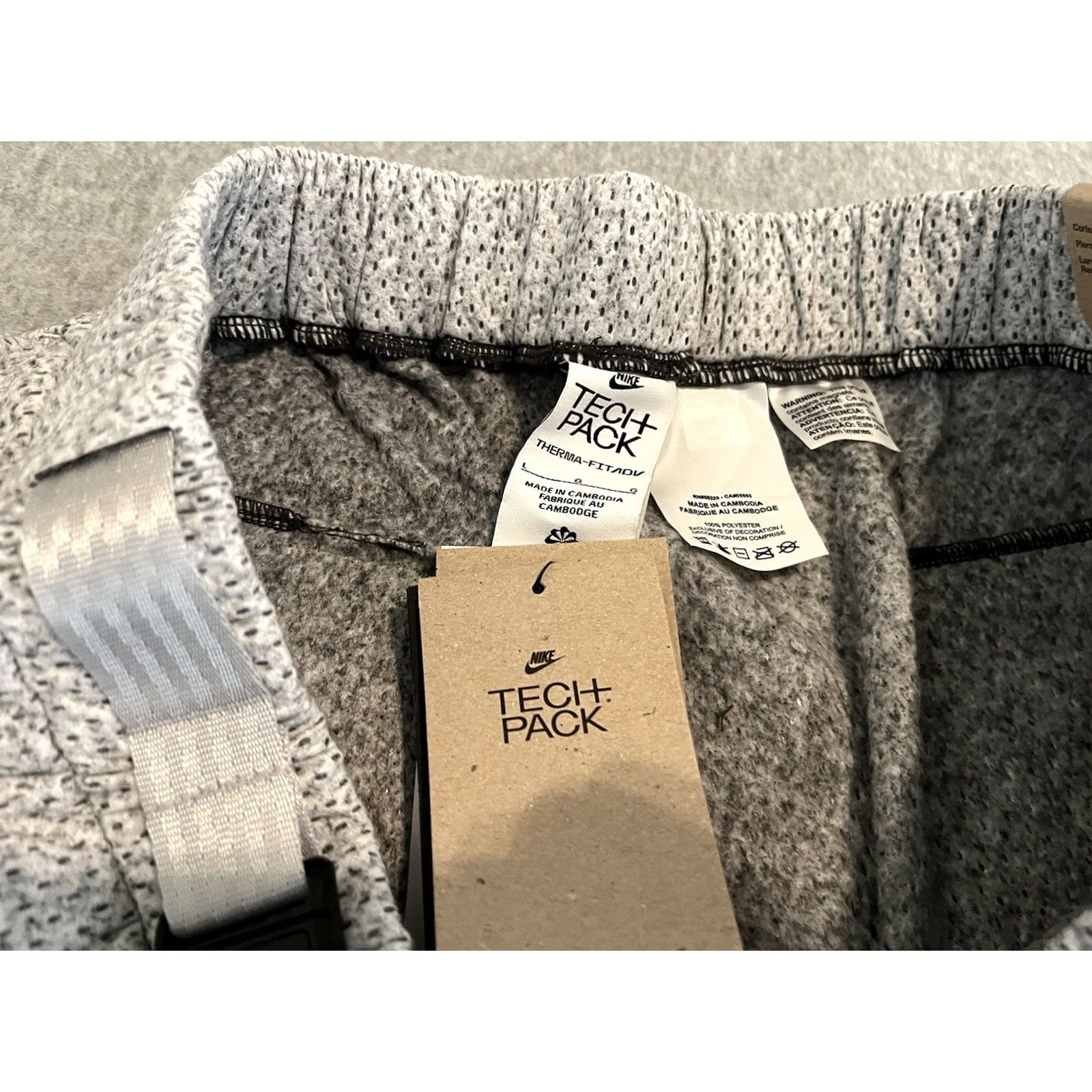 Nike Nike Therma-Fit ADV Tech Pack Sweatpants Joggers Gray L Mens NWT Size US 33 - 2 Thumbnail