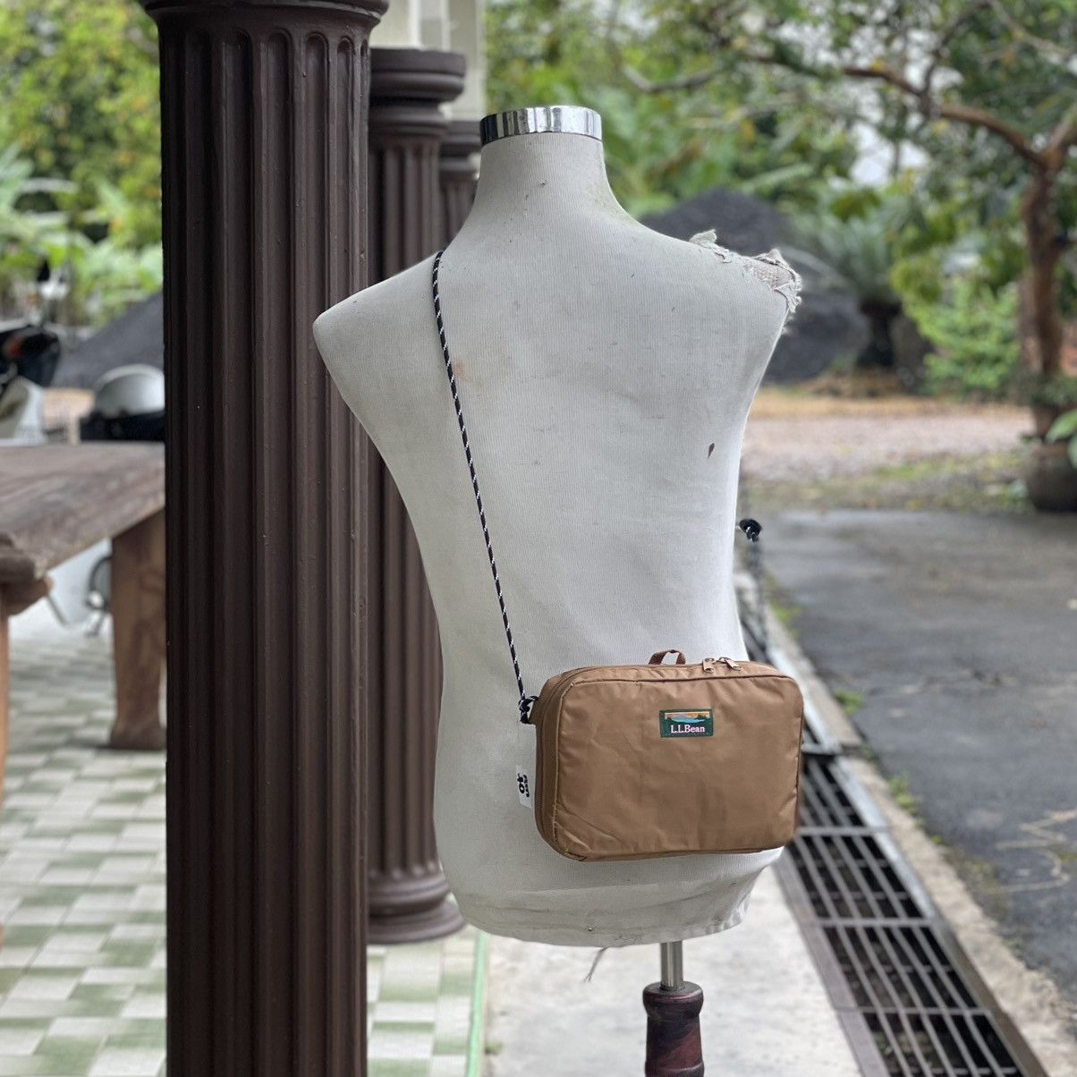 L.L. Bean L.L.Bean Nylon Crossbody Size ONE SIZE - 1 Thumbnail
