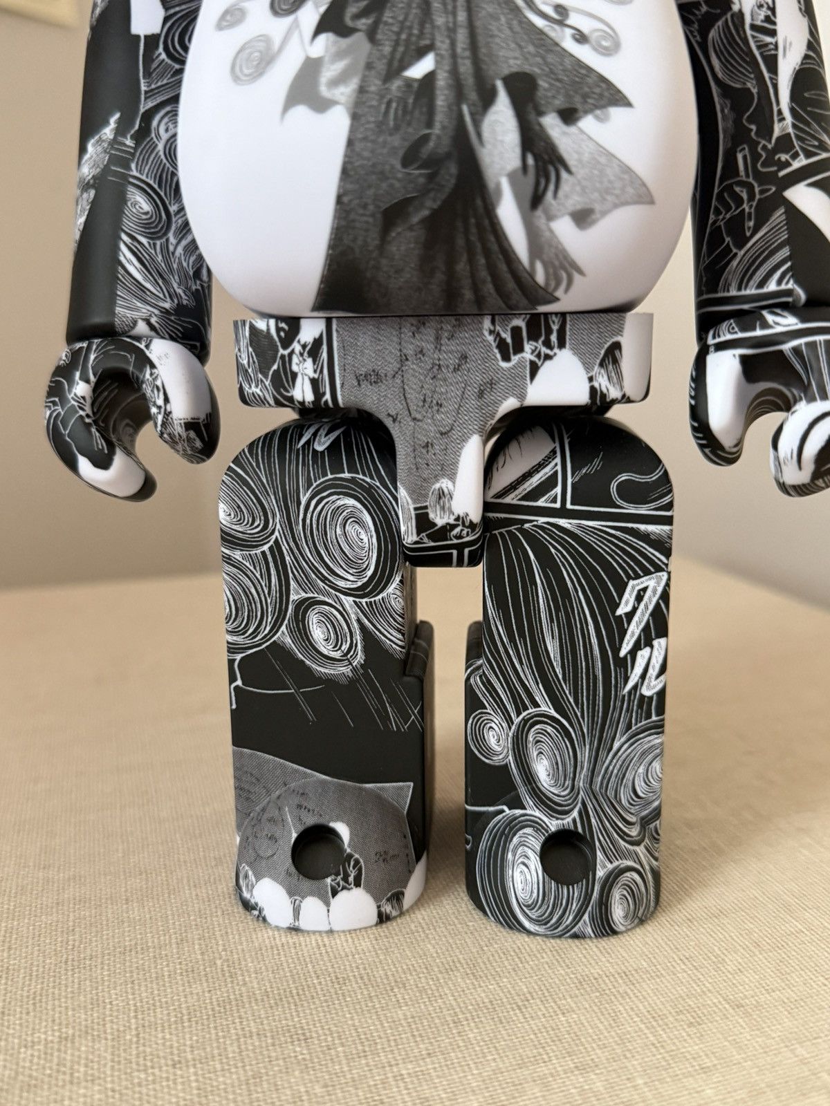 Other Bearbrick x S'YTE x Junji Ito Uzumaki 1000% Size ONE SIZE - 10 Thumbnail