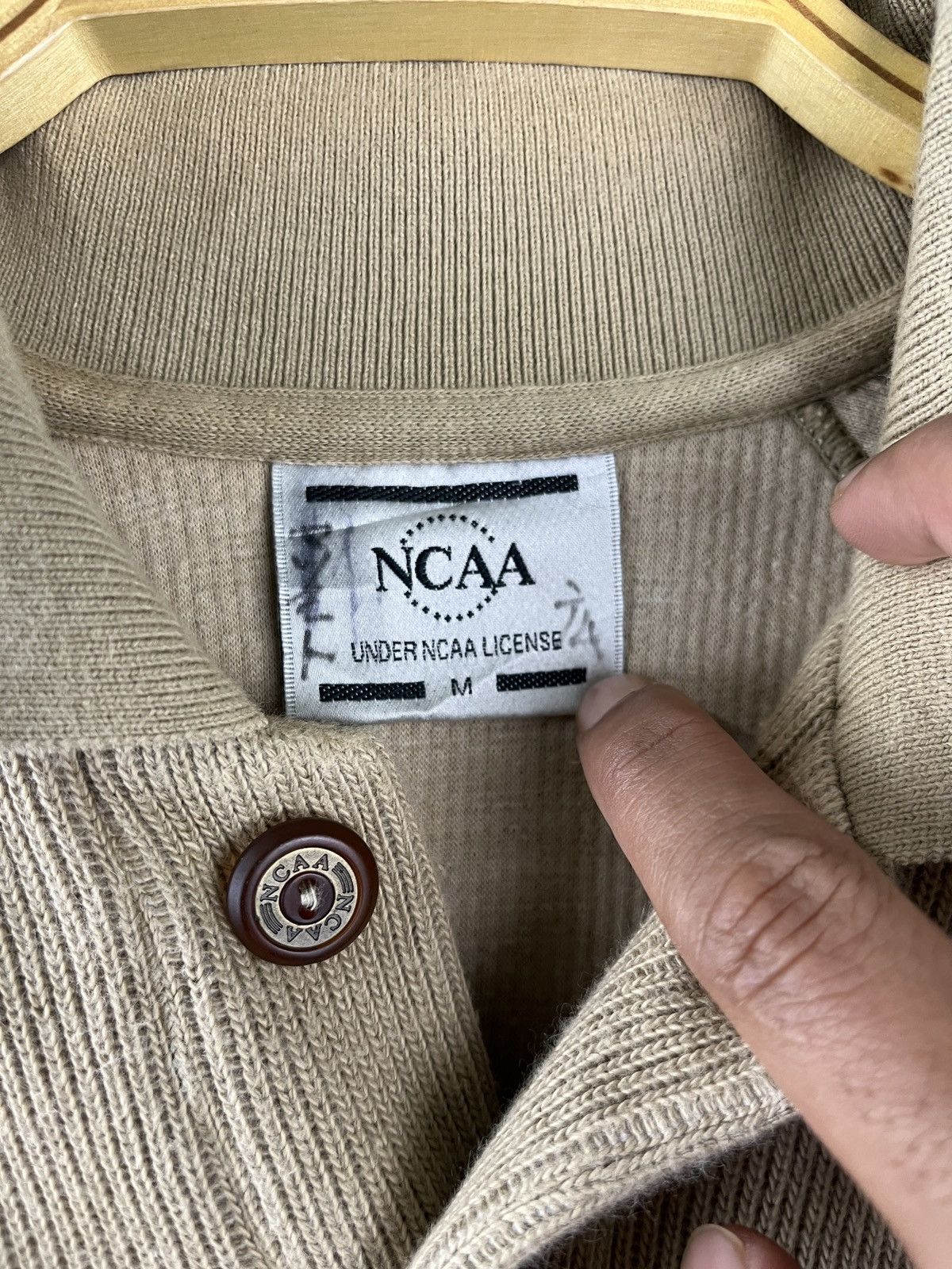 NCAA × Vintage NCAA Alumni Club Made in Japan Knitted Sweatshirt Size US M / EU 48-50 / 2 - 7 Thumbnail