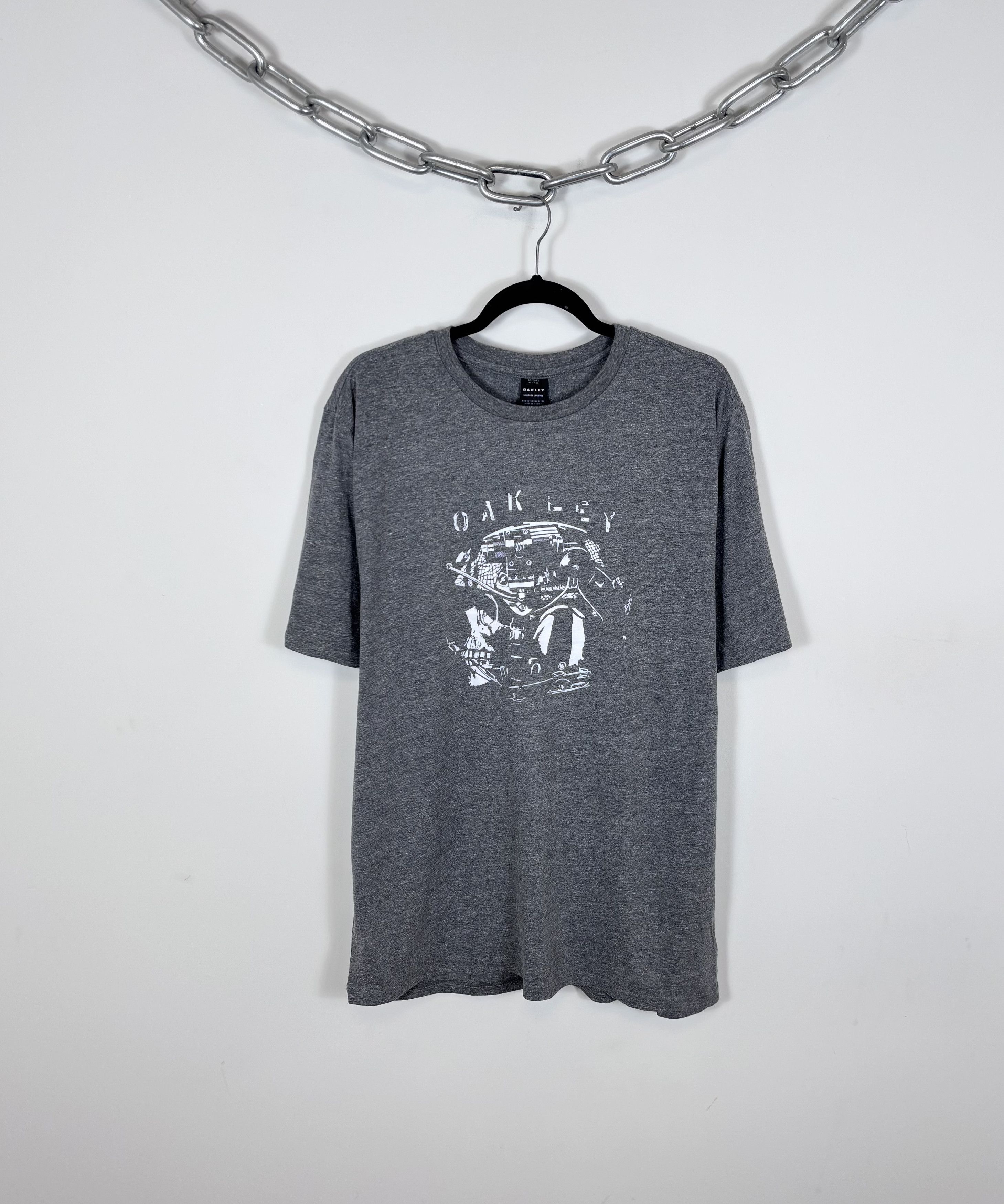 Oakley Oakley Military Channel NWT Men’s Athletic Heather Grey Tee Size US XL / EU 56 / 4 - 1 Thumbnail