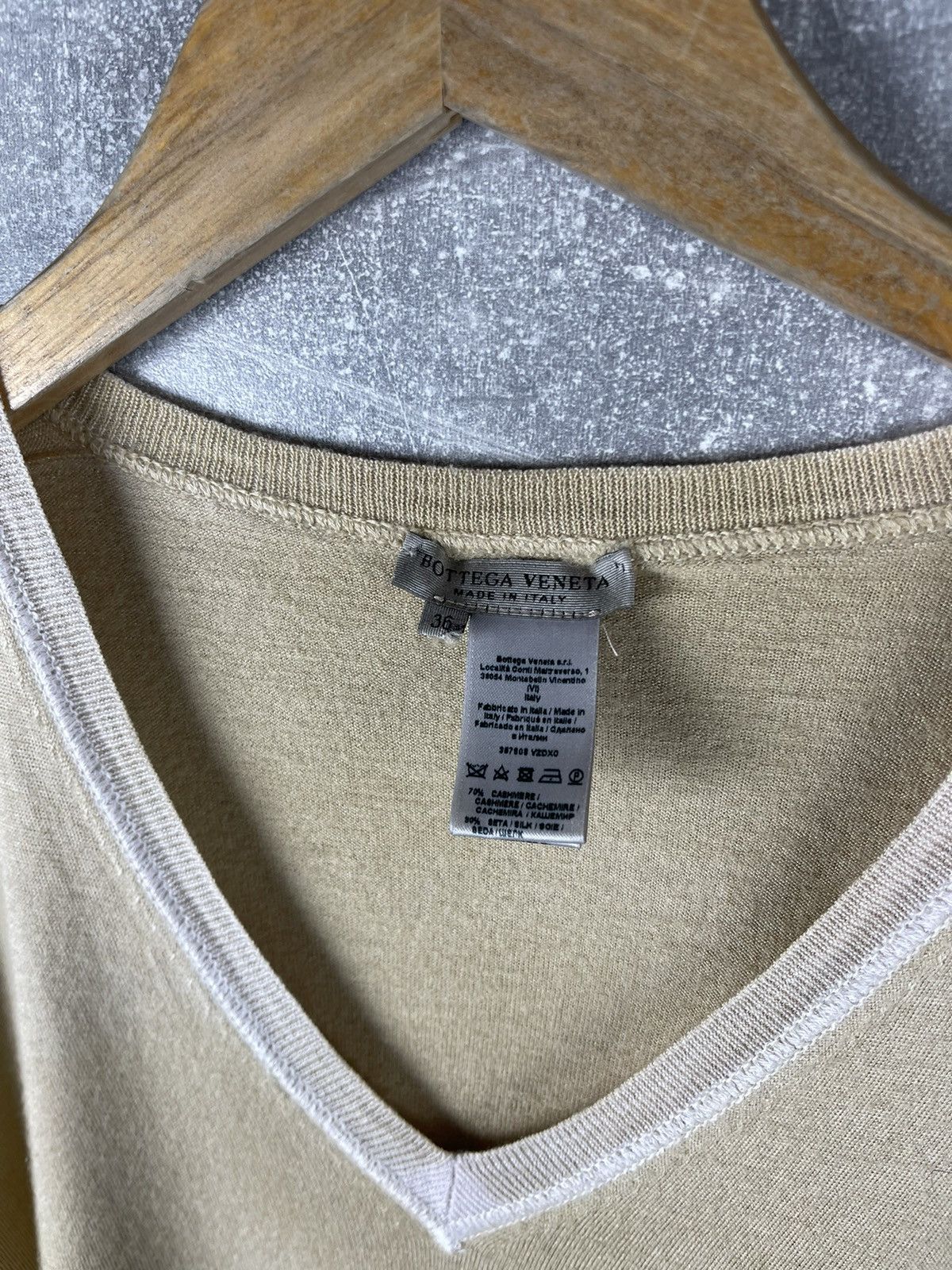 Bottega Veneta Bottega Veneta V Neck Knit Sweater Early 2000s Beige Size L / US 10 / IT 46 - 8 Thumbnail