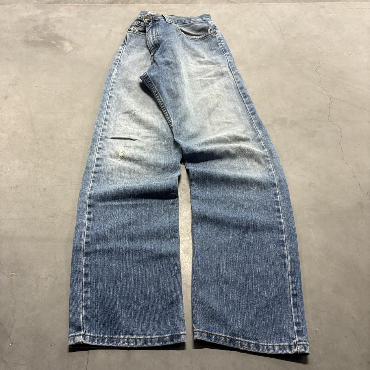 Levi's Crazy Vintage Y2K/2000s Levis Straight Fit Medium Blue Wash Denim Jeans! Size US 32 / EU 48 - 1 Thumbnail