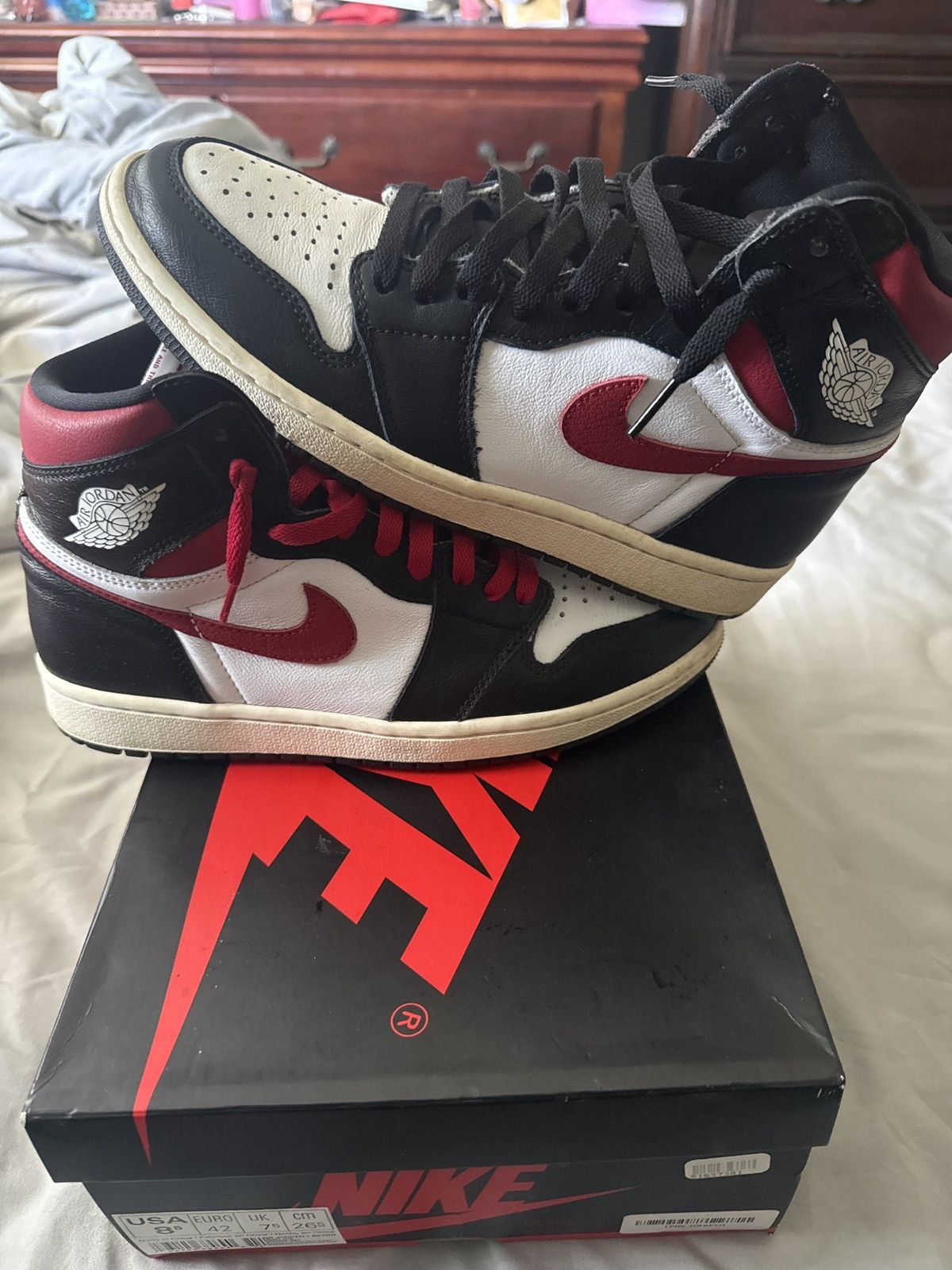 Jordan Brand Jordan 1 High “Gym Red” Size US 8.5 / EU 41-42 - 5 Thumbnail