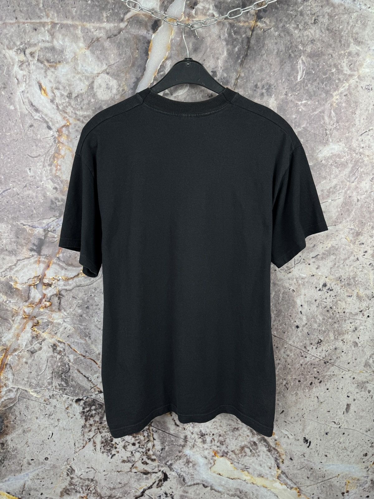 Fruit Of The Loom Believe Movie Scene Graphic T-Shirt Black Short Sleeve Tee Size US L / EU 52-54 / 3 - 11 Thumbnail
