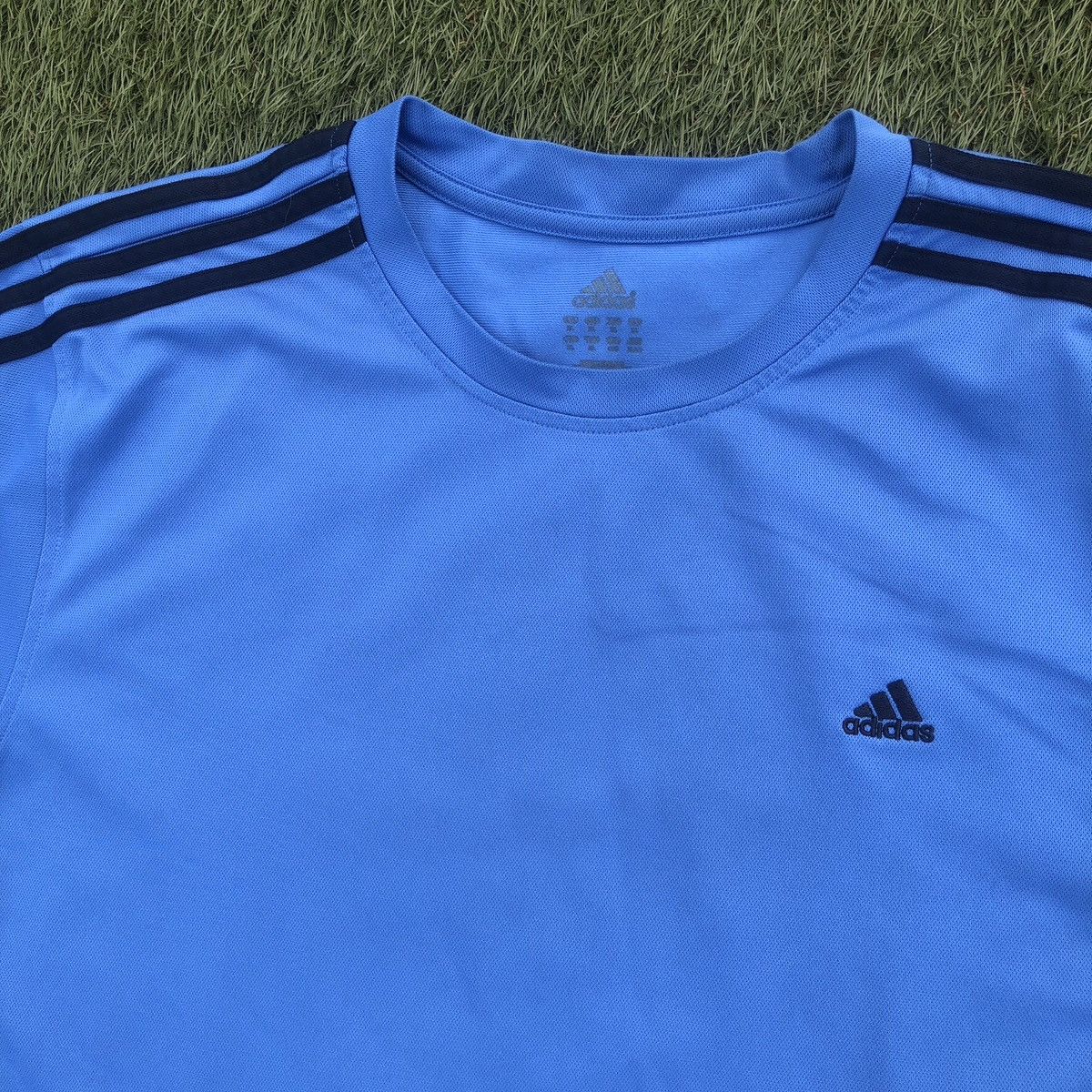 Adidas Adidas tee shirt Size US XL / EU 56 / 4 - 3 Thumbnail