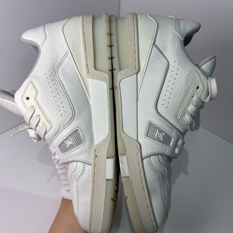 Louis Vuitton Louis Vuitton White Low-Top Fashion Sneakers -2508 Size US 9.5 / EU 42-43 - 3 Thumbnail