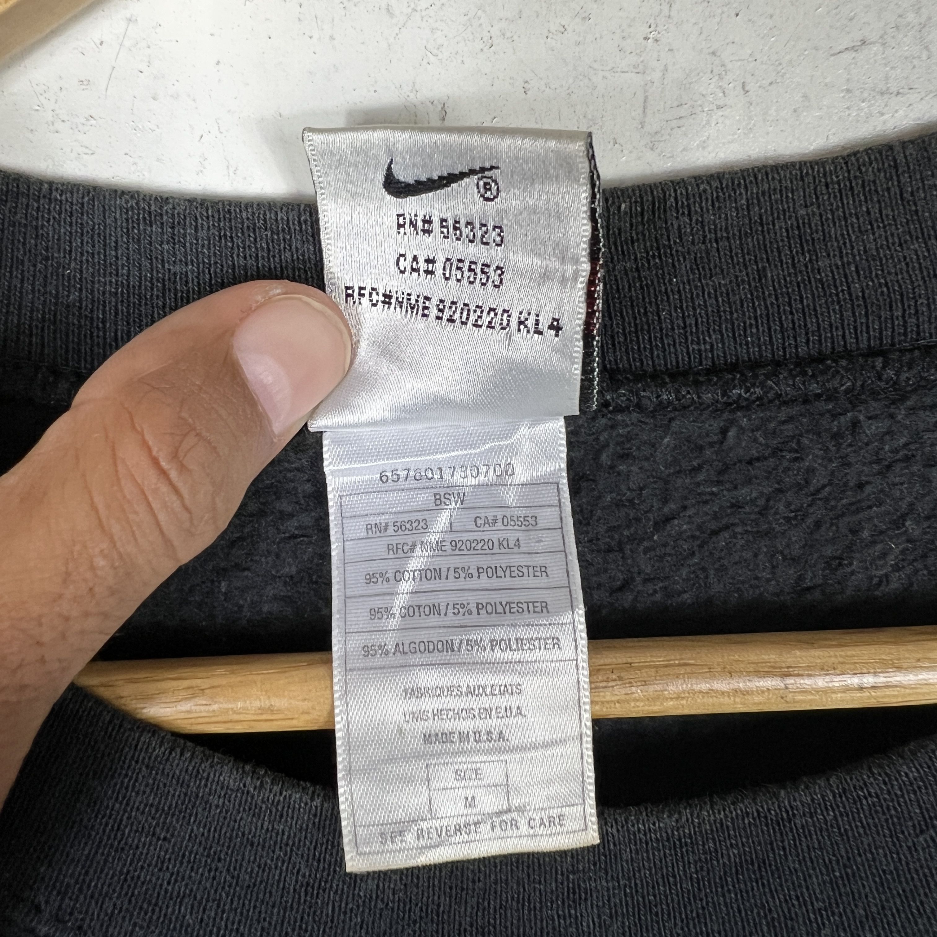 Nike VINTAGE NIKE 90s BIG LOGO Size US M / EU 48-50 / 2 - 7 Thumbnail