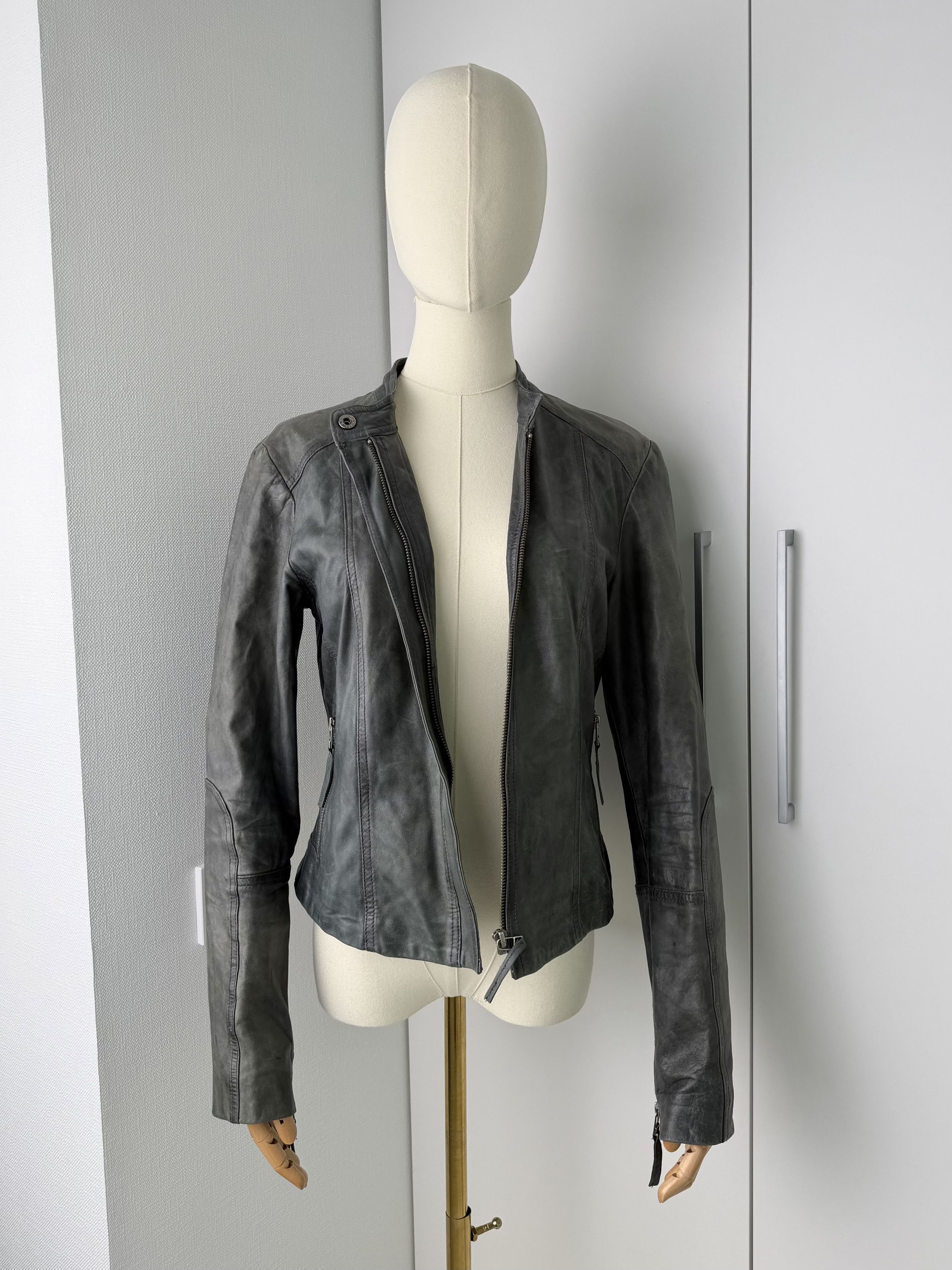 Vintage Vintage Khaki Leather Jacket Zip Up Minimalist Fitted Size M / US 6-8 / IT 42-44 - 3 Thumbnail