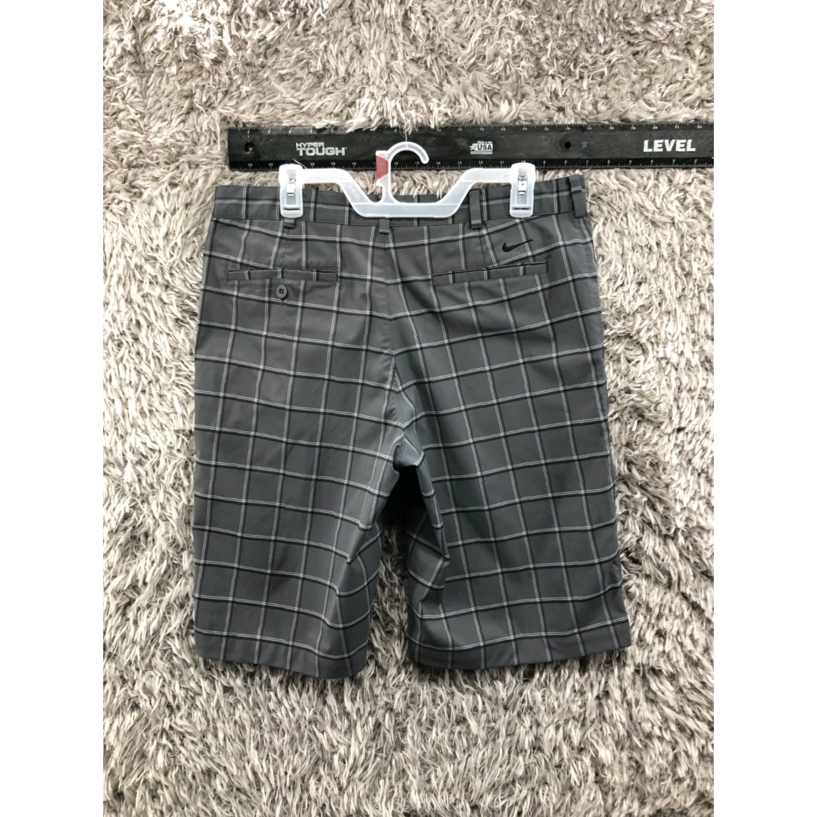 Nike Nike Gray Striped Golf Shorts Mens 34 Polyester Bermuda Mid Rise Fitness? Size US 34 / EU 50 - 4 Thumbnail