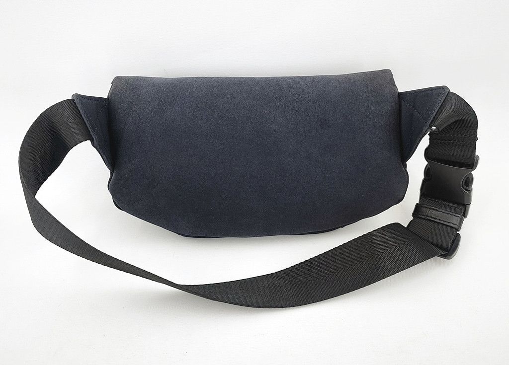 A.P.C. authentic A.P.C. repeat wording waist pouch bum bag Size ONE SIZE - 12 Thumbnail