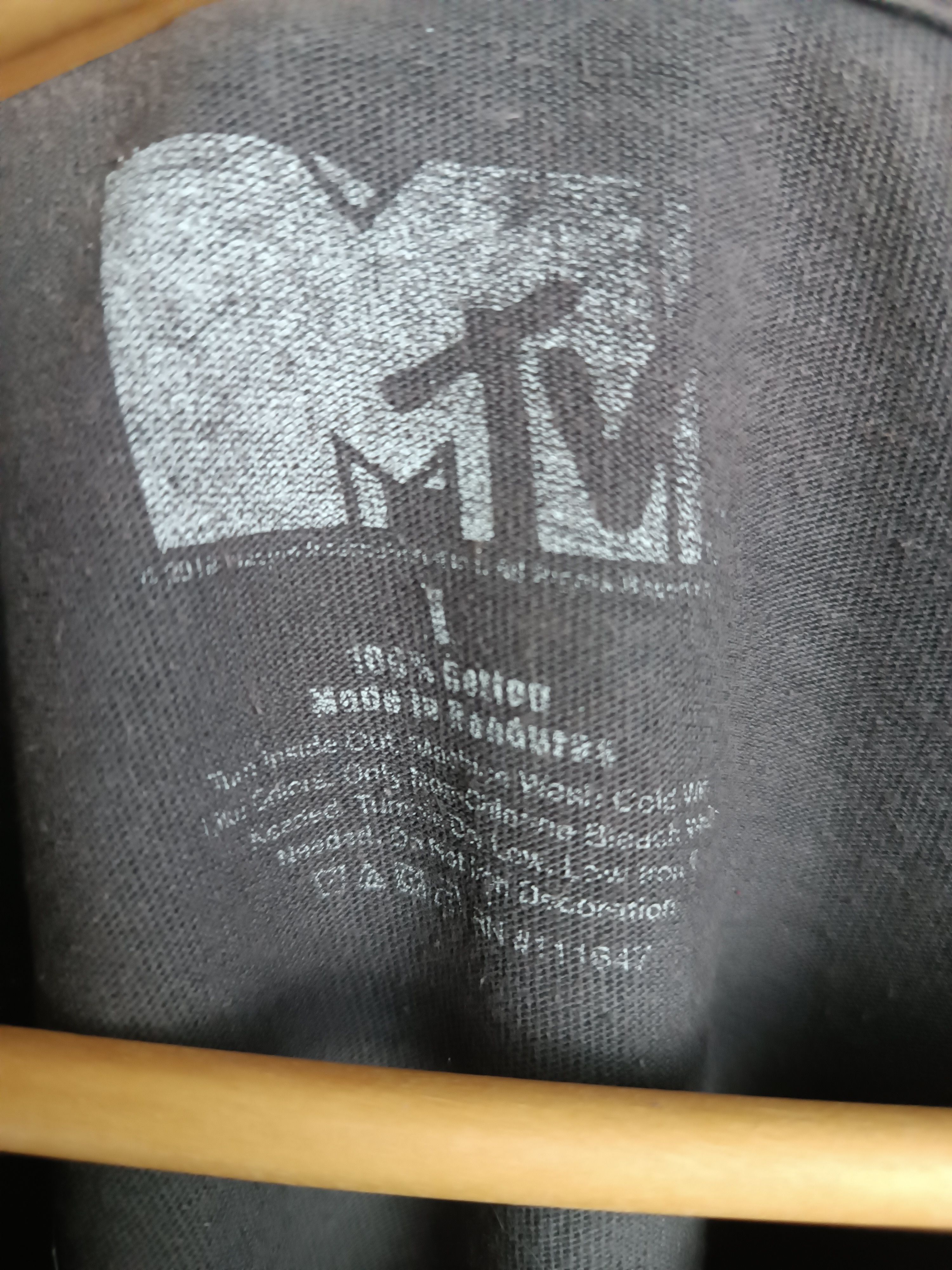 Mtv VINTAGE FADED MTV MUSIC TELEVISION PUNK HIP HOP METAL TEE Size US L / EU 52-54 / 3 - 9 Thumbnail