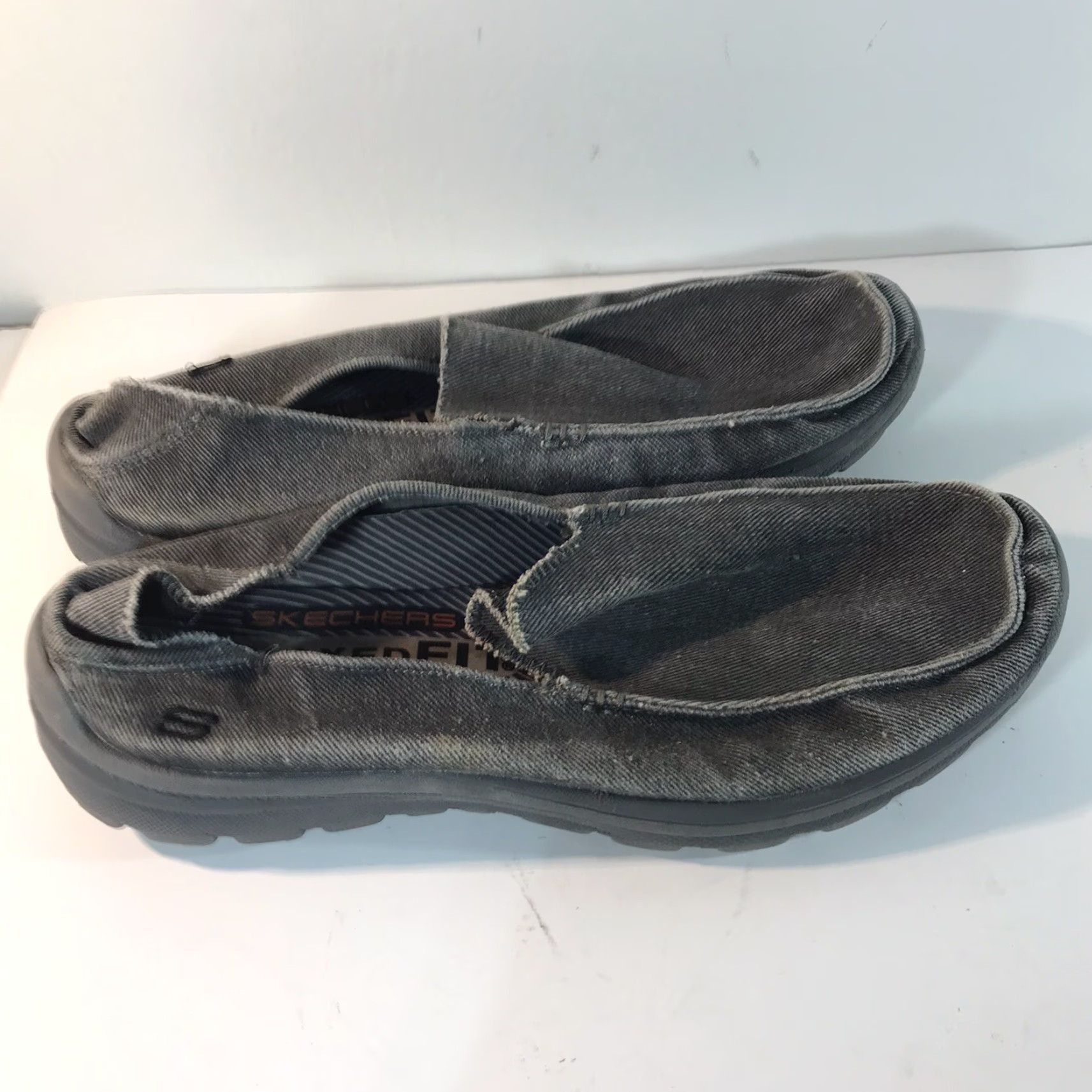 SKECHERS Skechers Loafers Mens Size 10 Gray Casual Slip On Memory Foam Comfort Size US 10 / EU 43 - 4 Thumbnail