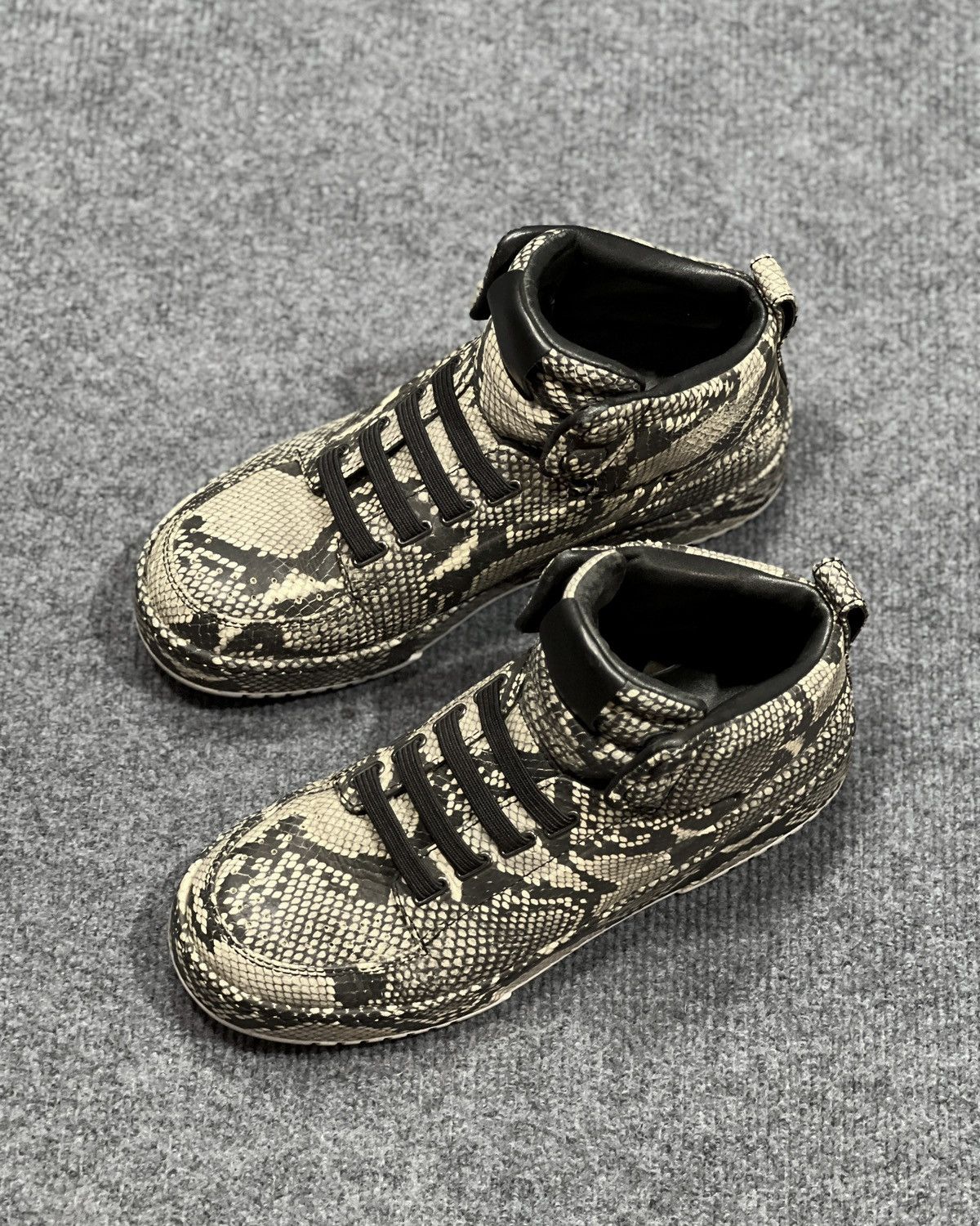 3.1 Phillip Lim 3.1 Phillip Lim Skake Skin High Top Sneaker Size US 8 / EU 41 - 6 Thumbnail