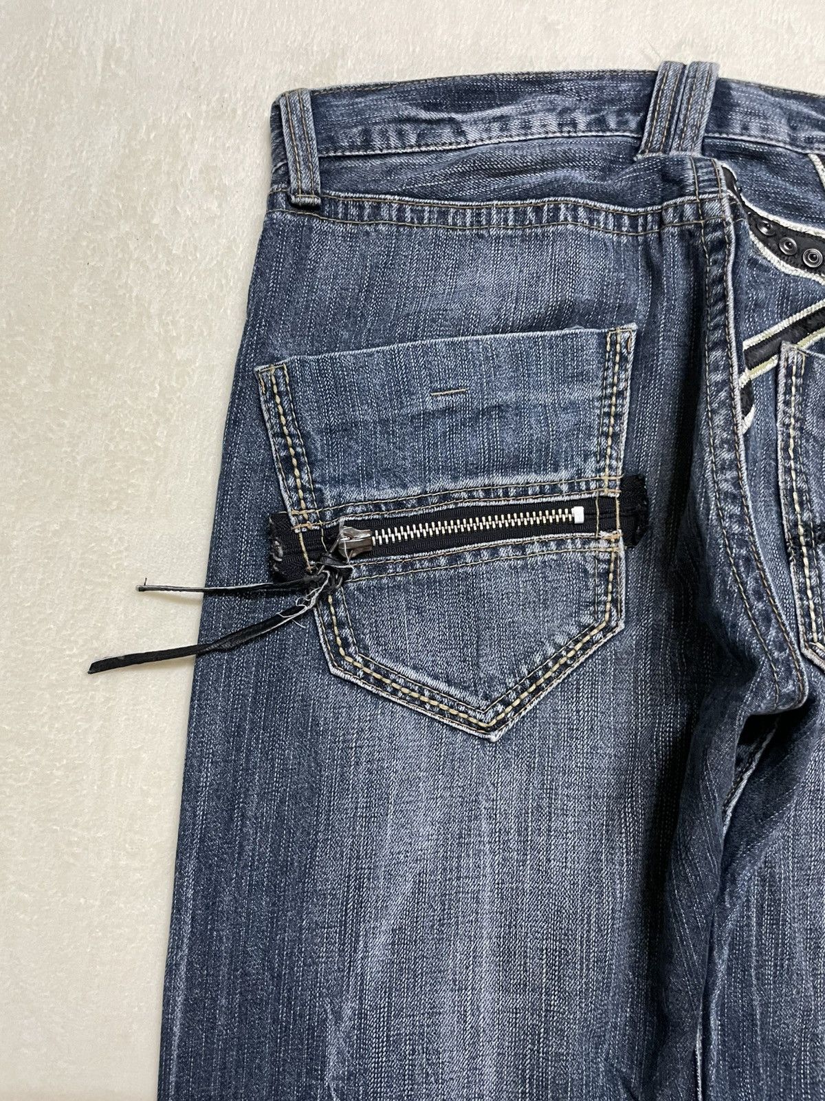 Japanese Brand Vintage Anti-Label Mudwash Faded Denim Jeans Size US 34 / EU 50 - 14 Thumbnail