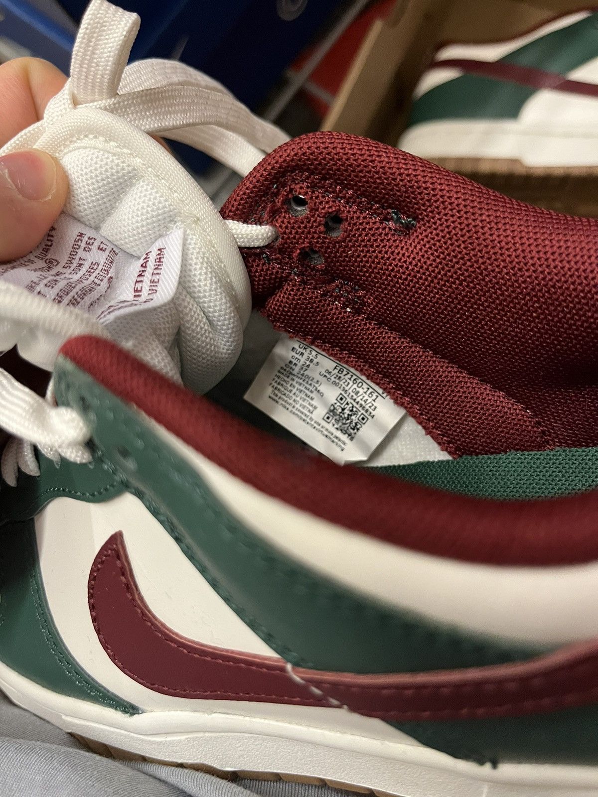 Nike Nike Dunk Low Gorge Green Size US 6 / EU 39 - 5 Thumbnail