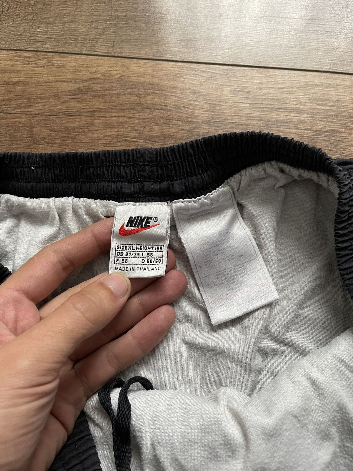Nike Nike Nylon Shorts Vintage 90s Size US 36 / EU 52 - 8 Thumbnail