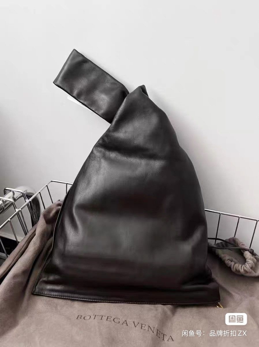 Bottega Veneta Bottega veneta leather knot hand bag balenciaga prada dior Size ONE SIZE - 1 Thumbnail