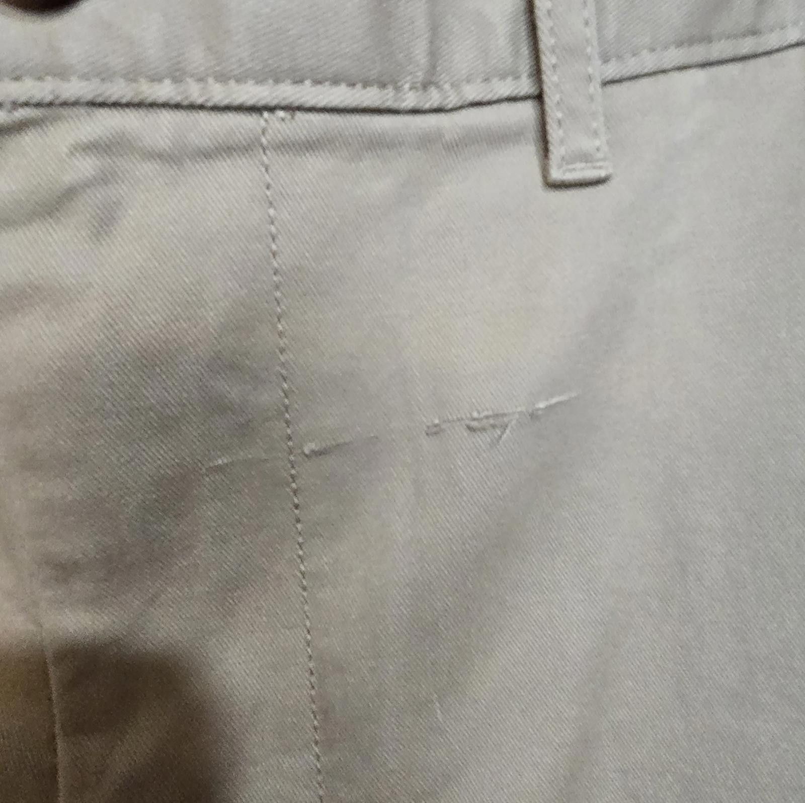 J.Crew J Crew 7" flex chino short Size US 36 / EU 52 - 4 Thumbnail