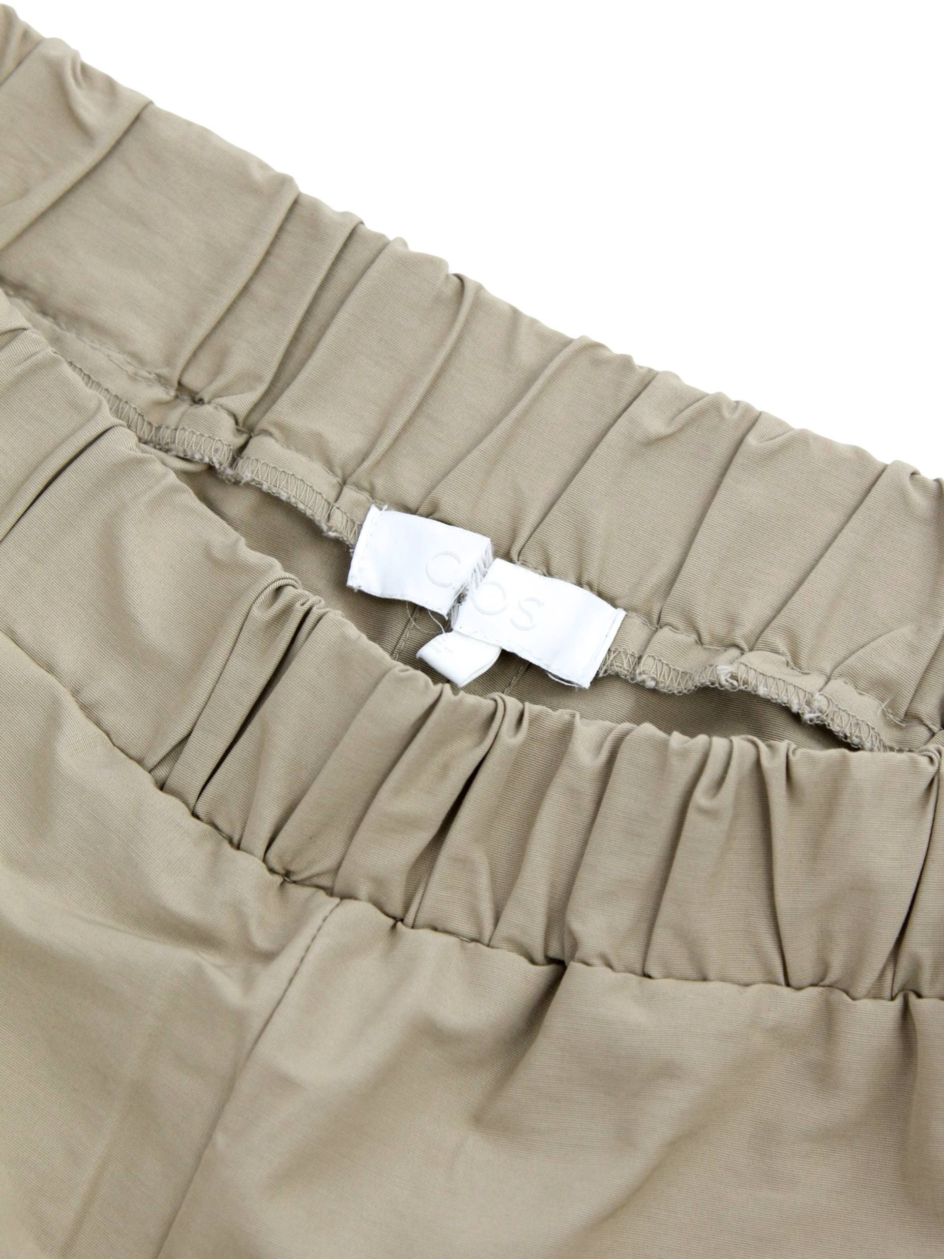 Cos COS Beige Bermuda shorts with nylon Size US 32 / EU 48 - 4 Thumbnail