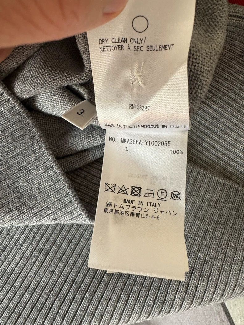Thom Browne Thom browne Four-strip knitted sweater with gray neck 2504- Size US L / EU 52-54 / 3 - 7 Thumbnail