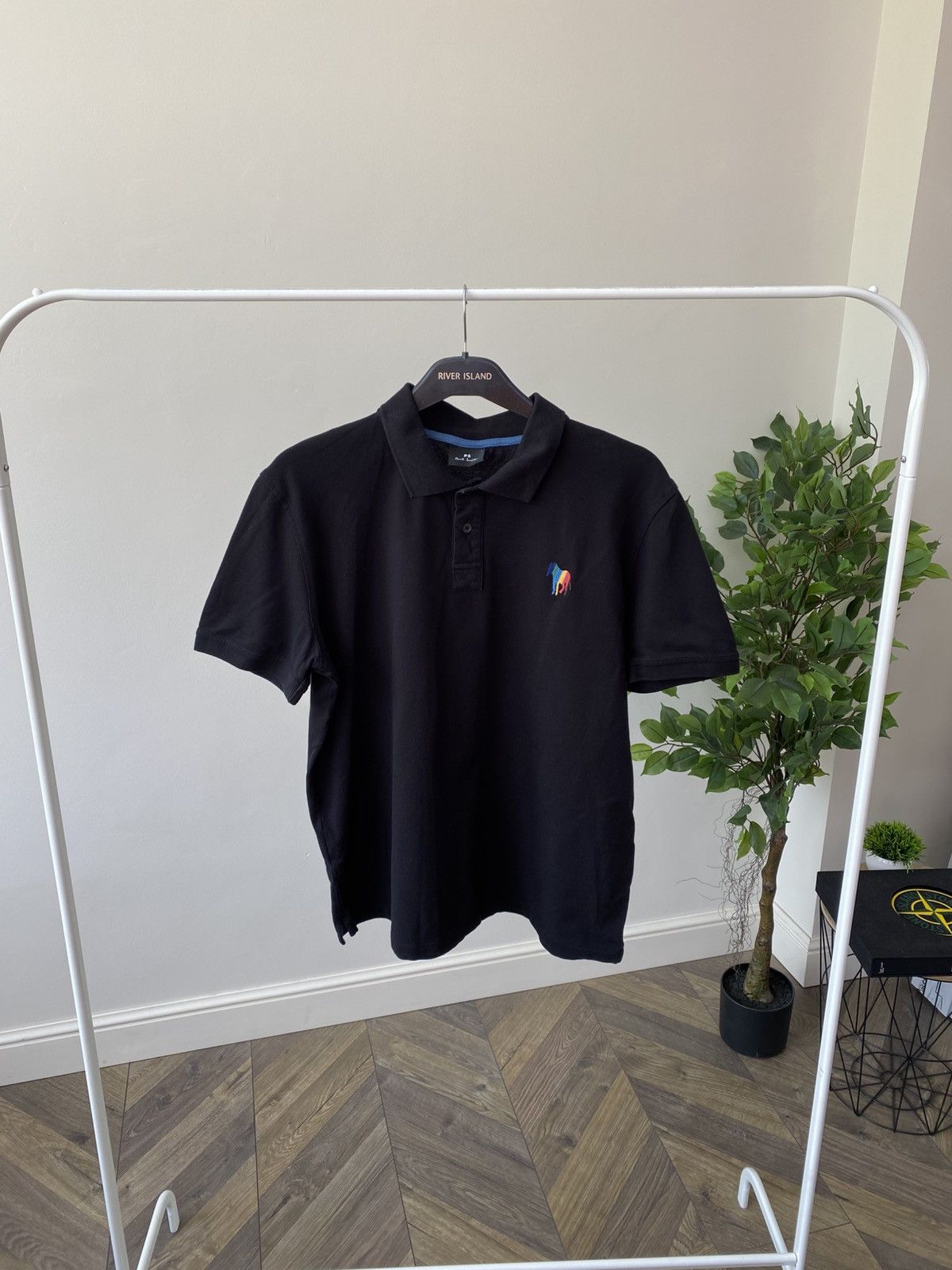 Designer × Paul Smith × Vintage Vintage Paul Smith Black Broad Stripe Zebra Polo Size US L / EU 52-54 / 3 - 1 Thumbnail