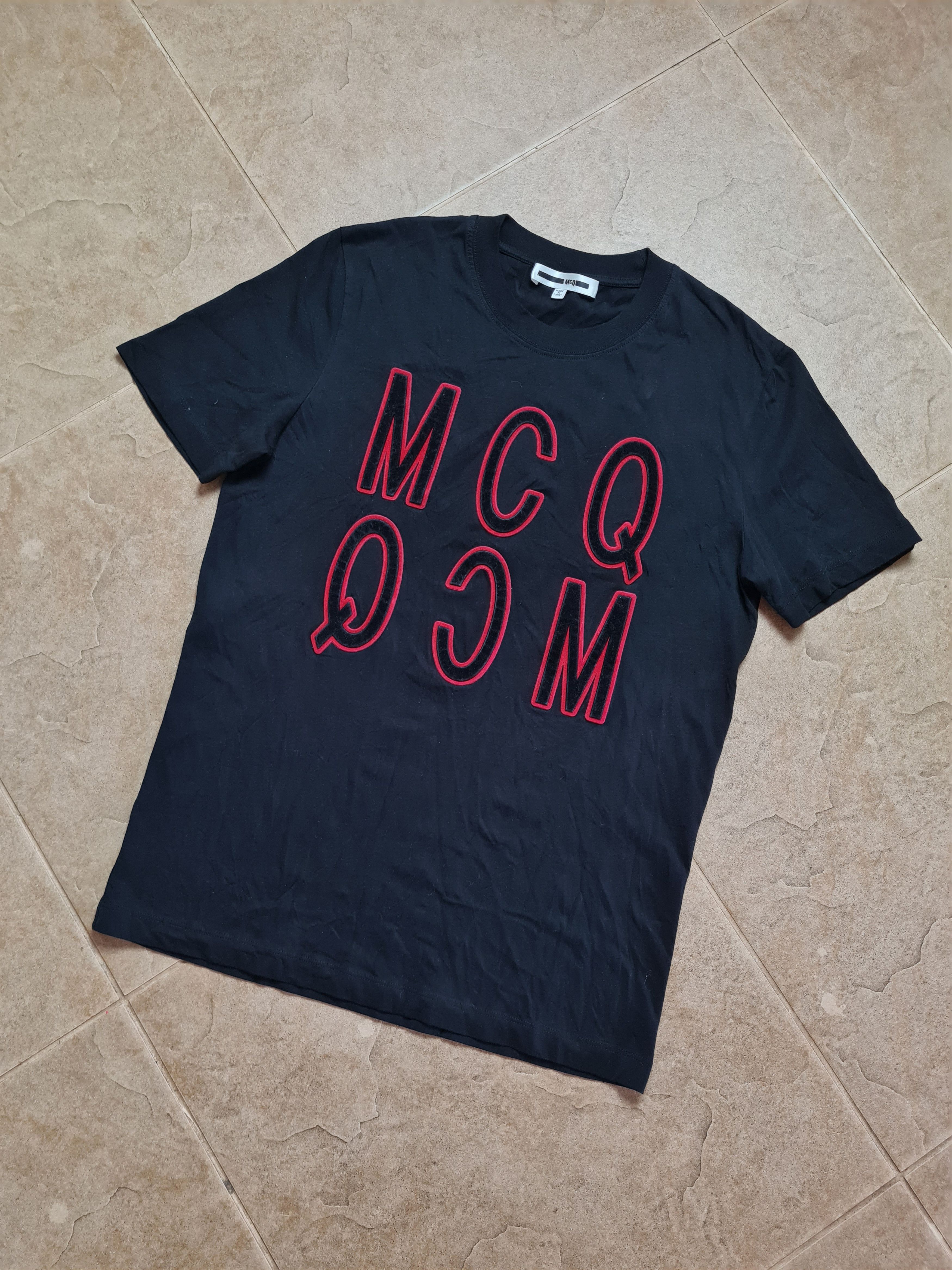 Alexander McQueen T-shirts Alexander McQueen MCQ designer big logo Size M Size US M / EU 48-50 / 2 - 9 Thumbnail