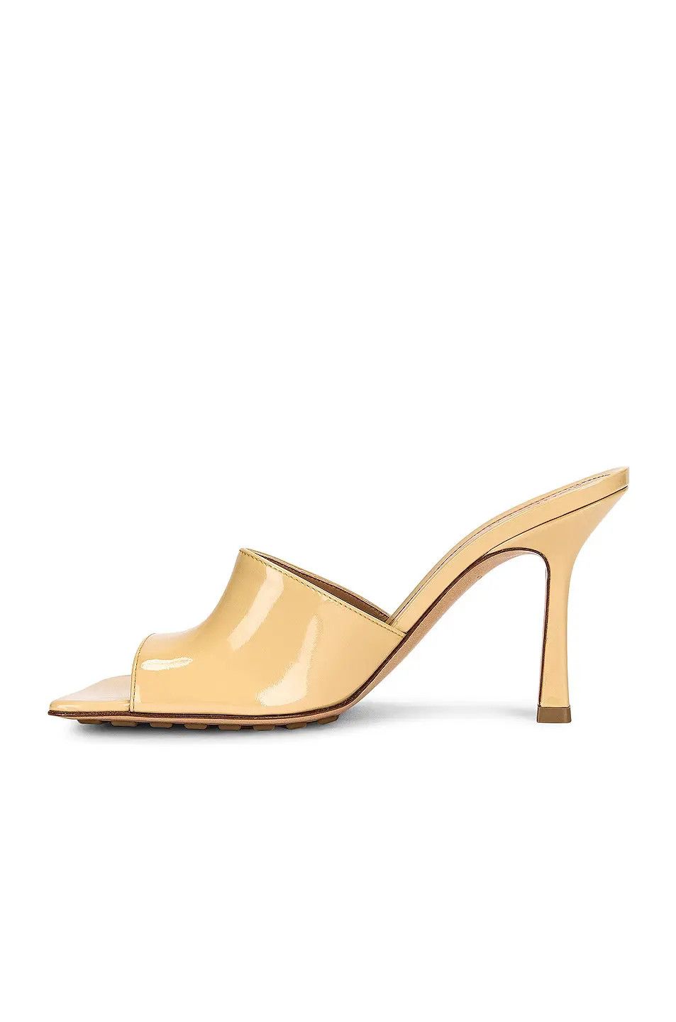 Bottega Veneta o1bcso1str0924 Sandals in Beige Size US 5 / IT 35 - 2 Thumbnail